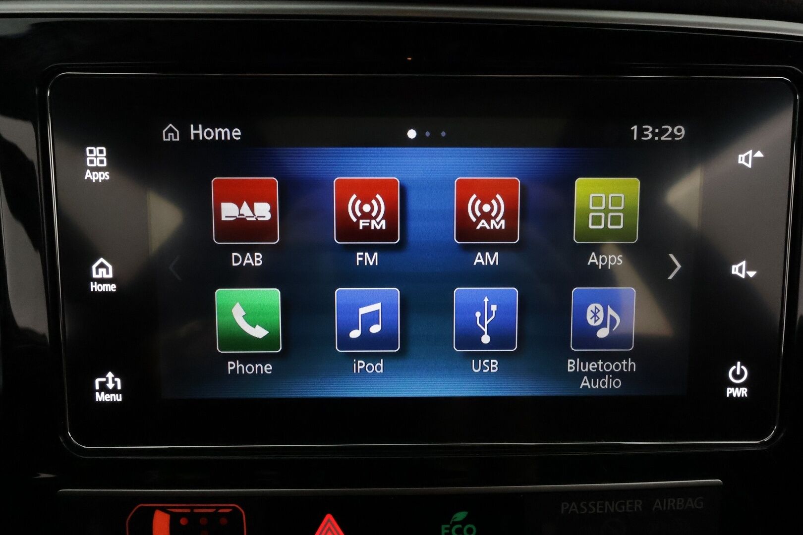 MITSUBISHI OUTLANDER PHEV 2019 S-Edition 5P **Adapt.vakkari / 360.kamera / Koukku / KeylessGo / Lämmitettävä tuulilasi** - Kahdet renkaat aluvanteilla / Merkkihuollettu