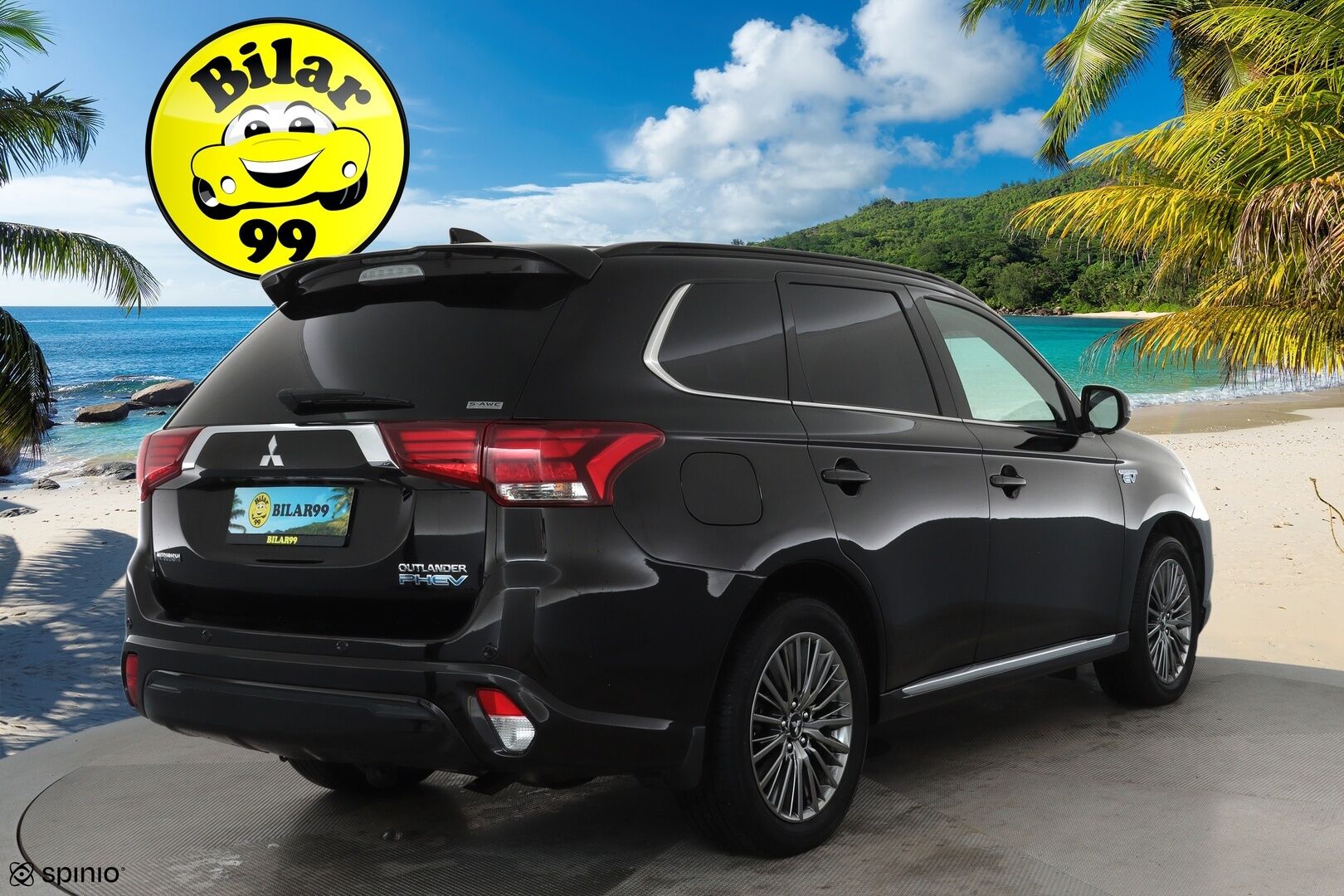 MITSUBISHI OUTLANDER PHEV 2019 S-Edition 5P **Adapt.vakkari / 360.kamera / Koukku / KeylessGo / Lämmitettävä tuulilasi** - Kahdet renkaat aluvanteilla / Merkkihuollettu