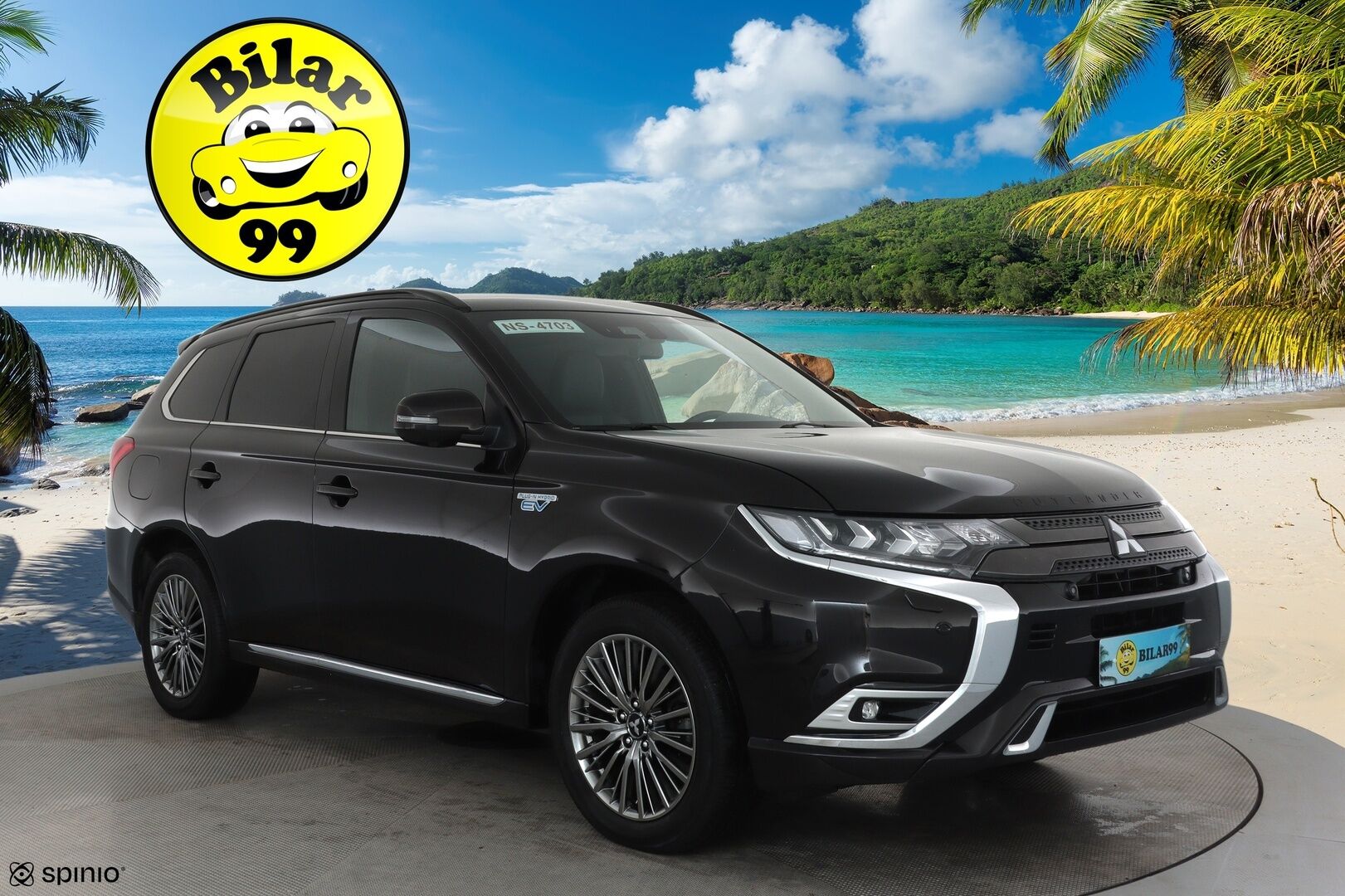 MITSUBISHI OUTLANDER PHEV 2019 S-Edition 5P **Adapt.vakkari / 360.kamera / Koukku / KeylessGo / Lämmitettävä tuulilasi** - Kahdet renkaat aluvanteilla / Merkkihuollettu
