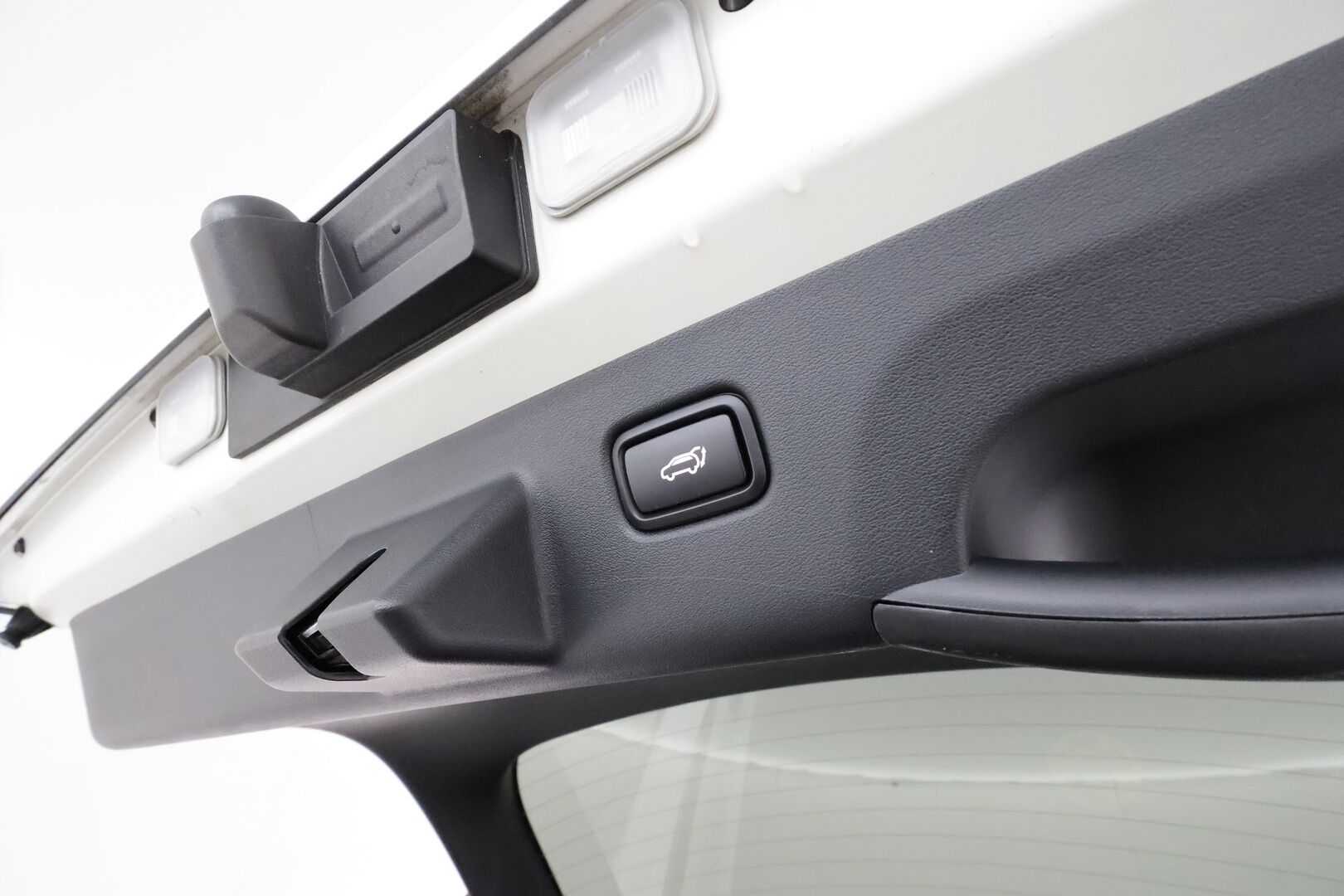 KIA EV6 2024 GT AWD 77 kWh 585 hv **Lasikatto / 360.kamera / Meridian Audio / Sporttipenkit / Adapt.vakkari / Digimittaristo** - 3,99 % KORKOTARJOUS TÄHÄN AUTOON - Akku kuntotarkastettu