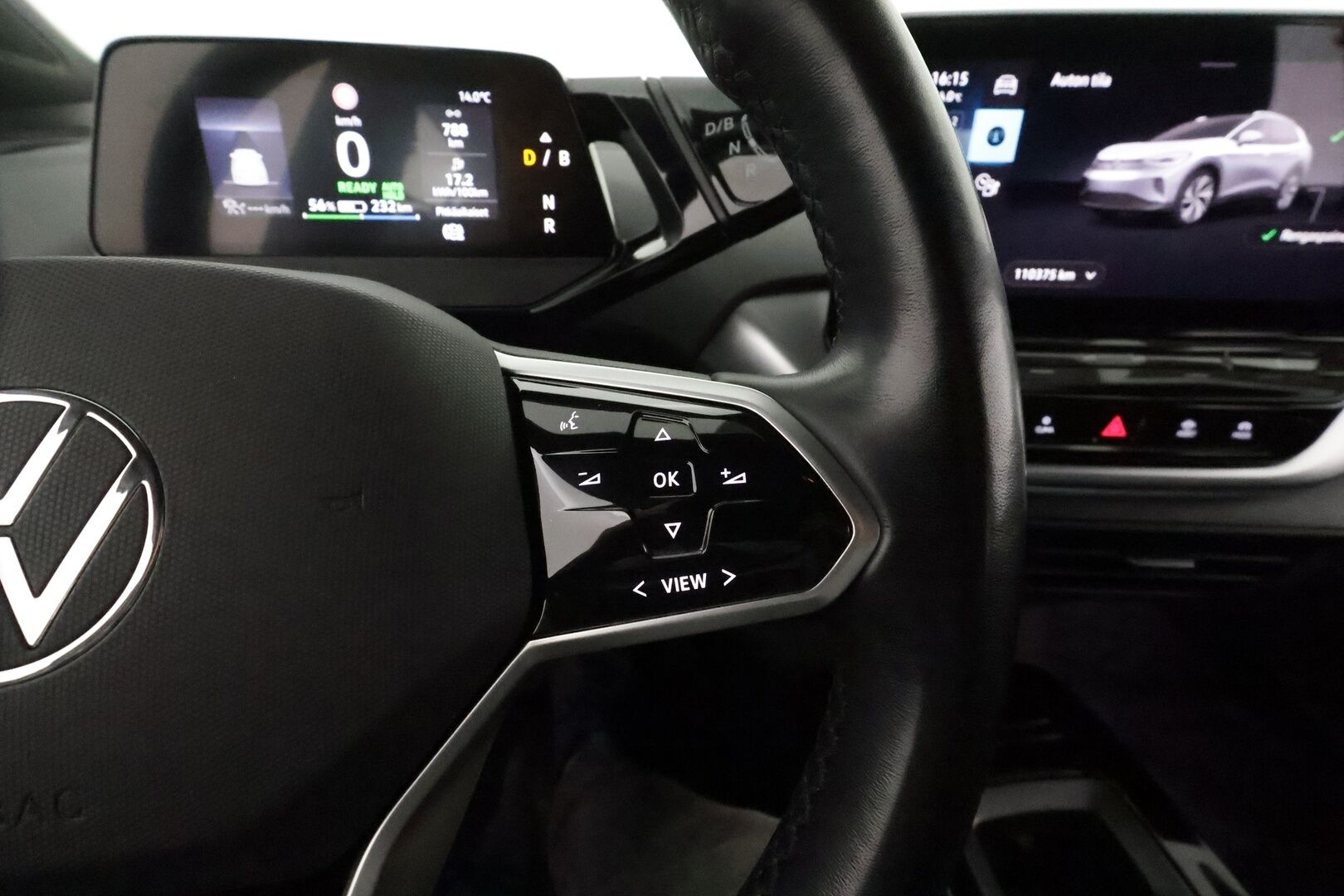 VOLKSWAGEN ID.4 2022 150kW Pro Performance **Lämpöpumppu / Koukku / Adapt.Vakkari / LED-valot / P.Tutkat / Navi / Kaistavahti** - Akku kuntotarkastettu / Kahdet Renkaat