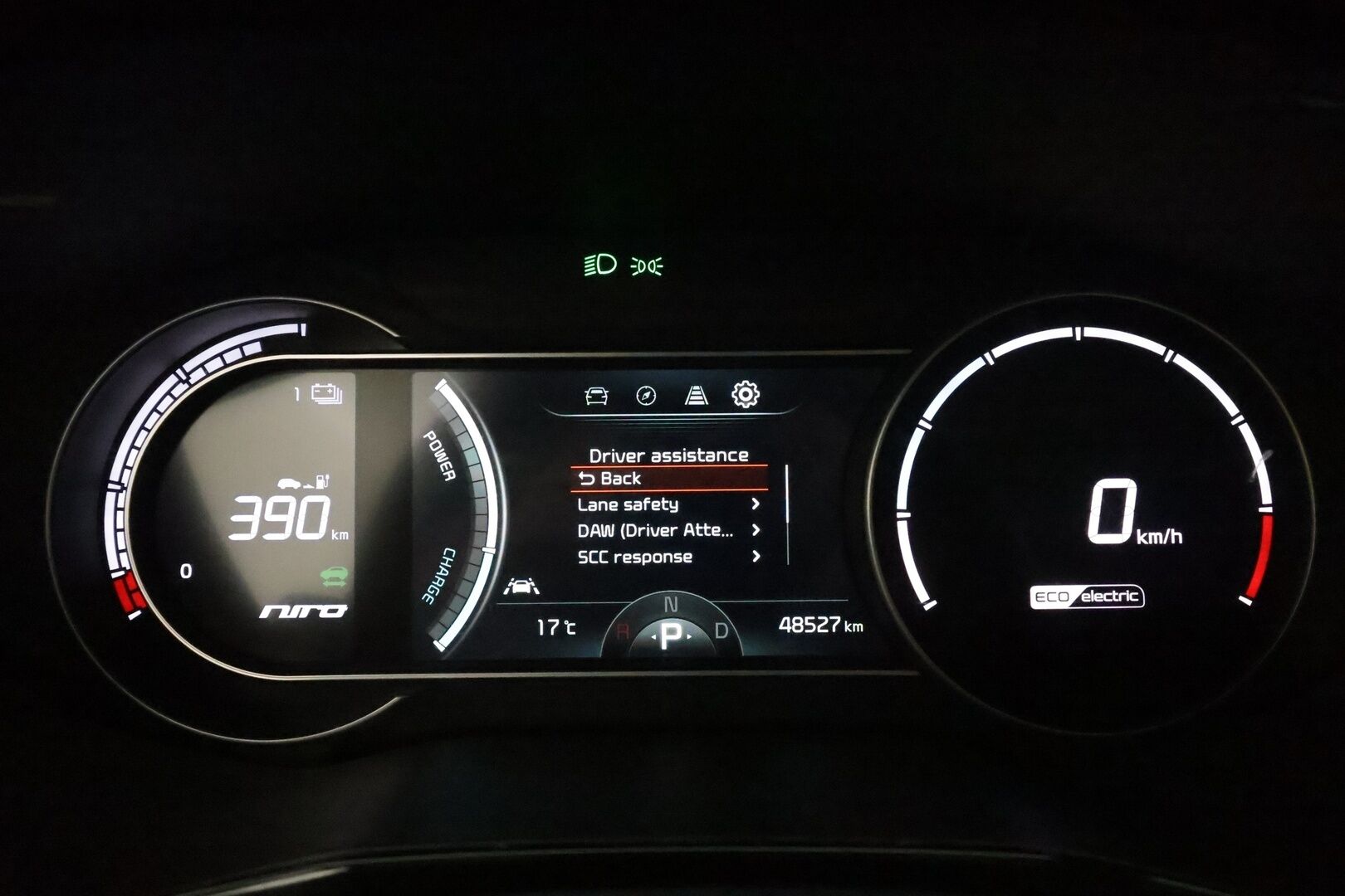 KIA NIRO 2021 Business 204 hv **Adapt.Vakkari / P.kamera / Navi / Kaistavahti / Puolinahat / Digimittaristo / KeylessGO** - Akku kuntotarkastettu! / Kahdet Renkaat