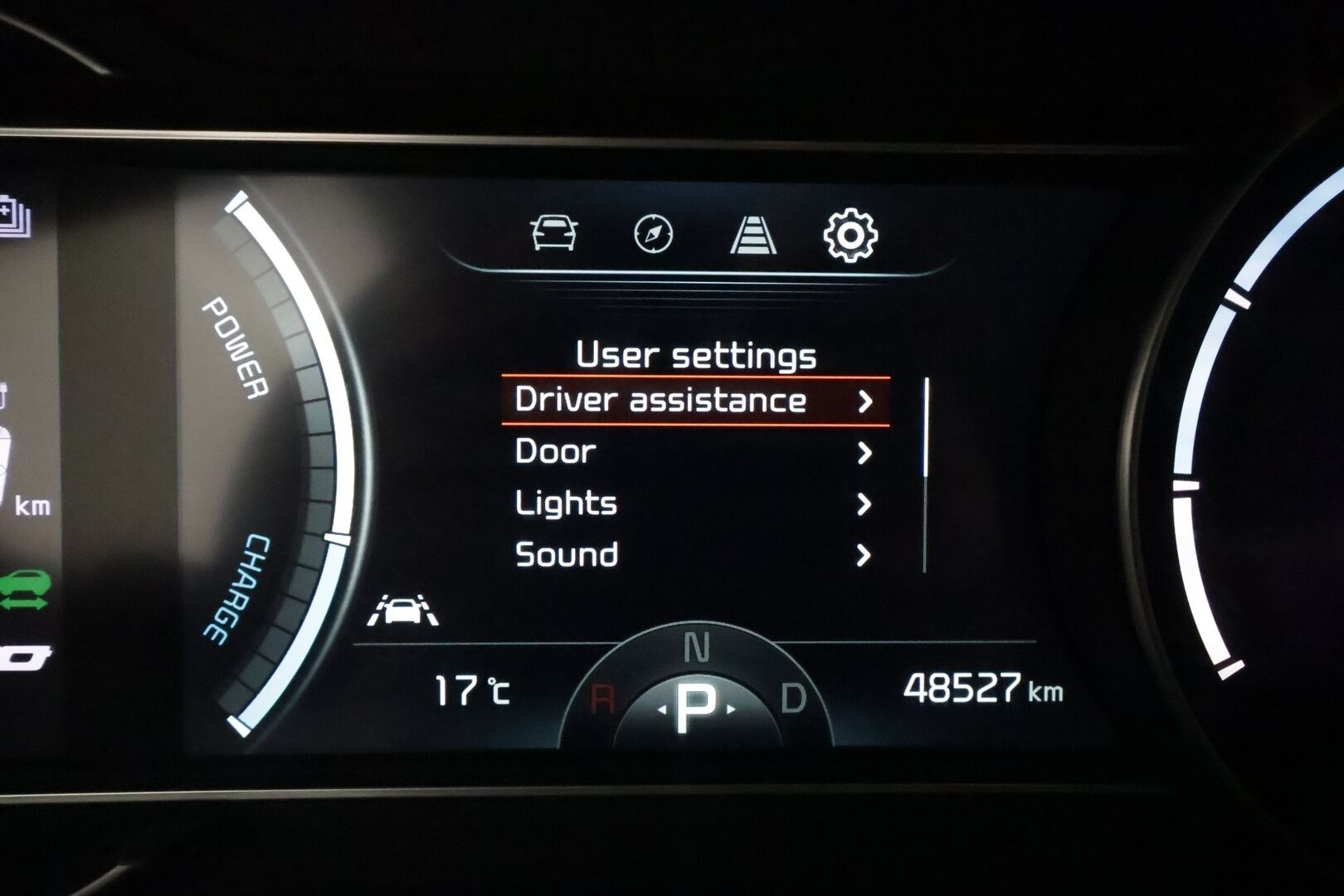 KIA NIRO 2021 Business 204 hv **Adapt.Vakkari / P.kamera / Navi / Kaistavahti / Puolinahat / Digimittaristo / KeylessGO** - 3,99% KORKOTARJOUS TÄHÄN AUTOON 21.9. ASTI - Akku kuntotarkastettu! / Kahdet Renkaat
