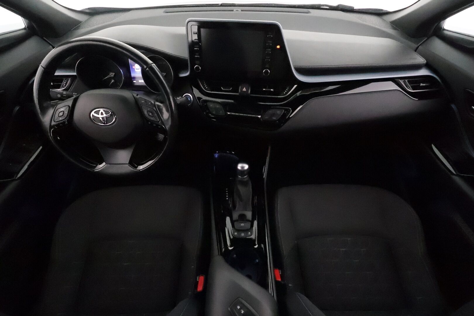 TOYOTA C-HR 2021 1.8 Hybrid X-Edition **Adapt.Vakkari / LED-valot / P.Kamera / Kaistavahti / Apple&Android / KeylessGO** - Kahdet Renkaat