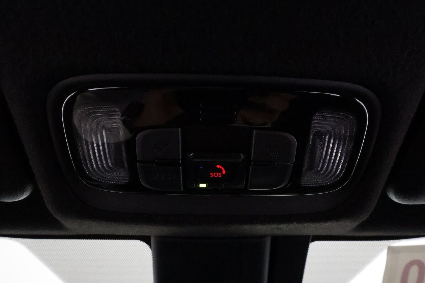 TOYOTA YARIS CROSS 2022 1,5 Hybrid AWD-i Adventure **Adapt.vakkari / Navi / P.kamera / KeylessGo / Puolinahat** - *Upea metalliväri / Haluttu Adventure malli / Kahdet renkaat vantein / Hyödynnä rahoitustarjous!*