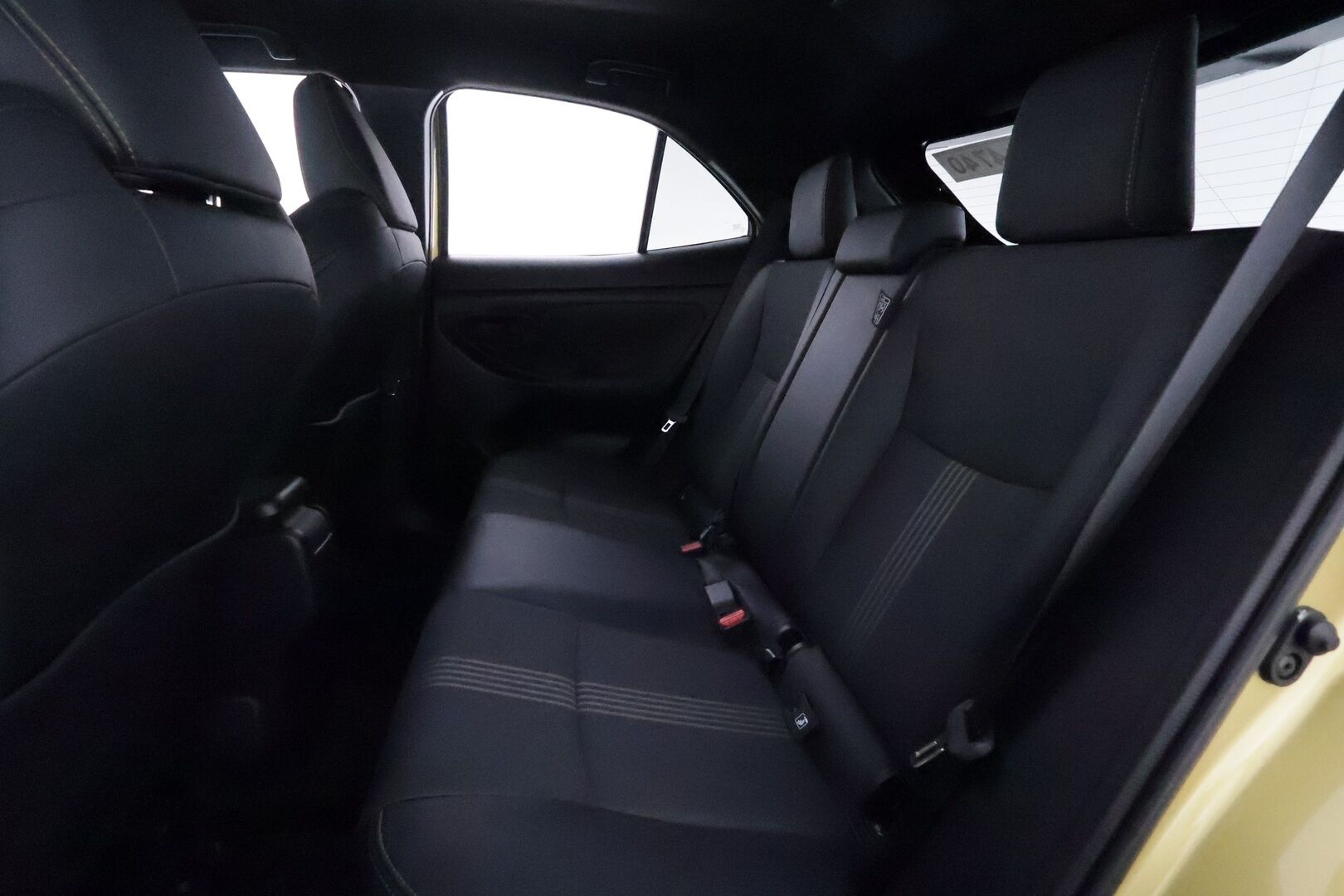 TOYOTA YARIS CROSS 2022 1,5 Hybrid AWD-i Adventure **Adapt.vakkari / Navi / P.kamera / KeylessGo / Puolinahat** - *Upea metalliväri / Haluttu Adventure malli / Kahdet renkaat vantein / Hyödynnä rahoitustarjous!*