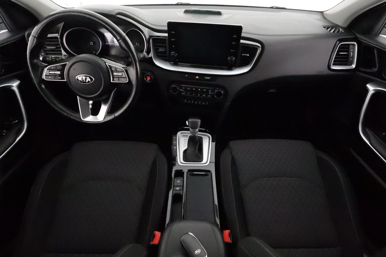 KIA CEED 2021 SW 1.6 GDI DCT Plug-in-hybrid Vision **Vakkari / P.kamera / Ratinlämmitin / KeylessGo** - Merkkihuollettu
