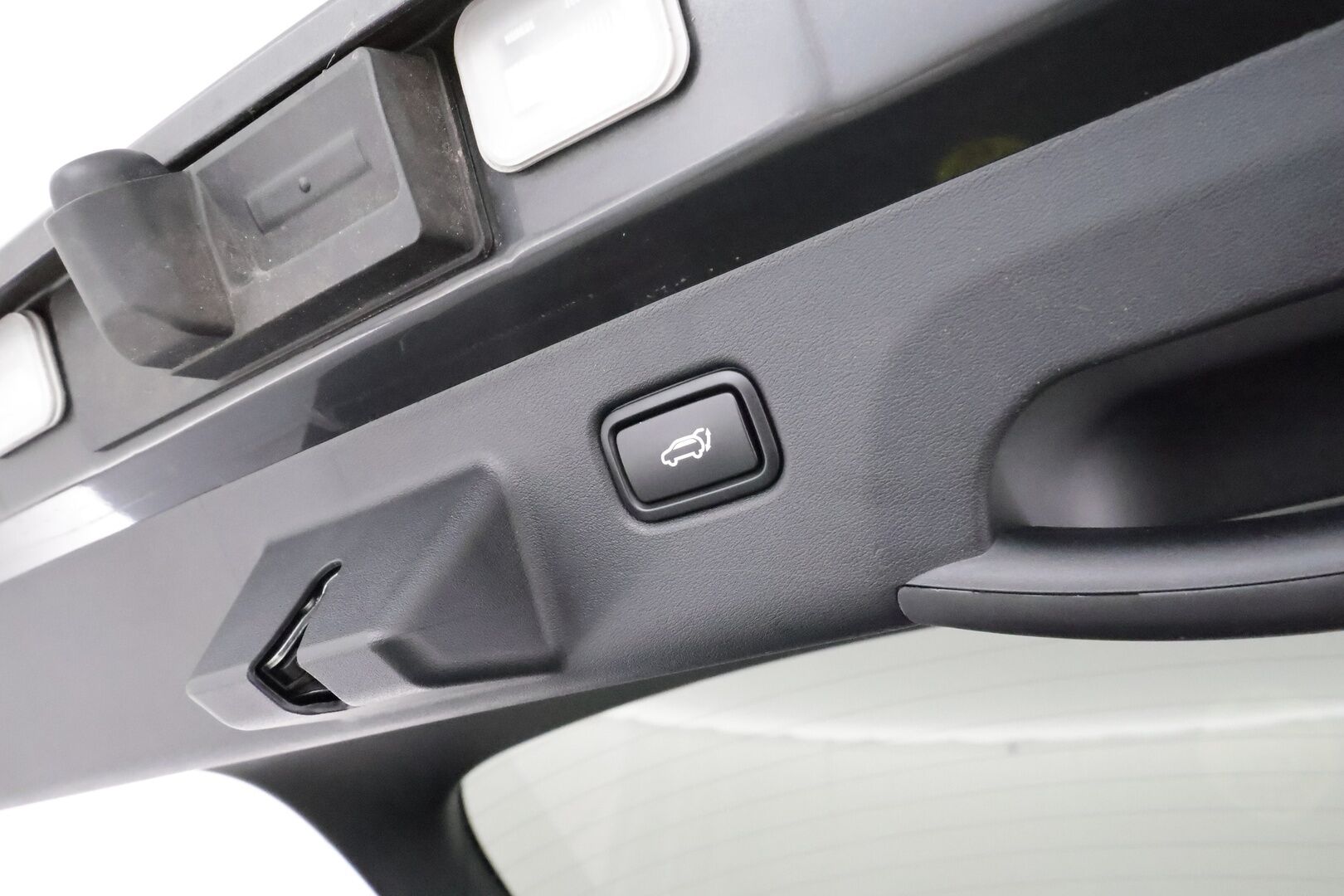 KIA EV6 2022 AWD 77 kWh 325 hv **HUD / Meridian / Ilmastoidut nahat / Adapt.vakkari / Lämpöpumppu / 360.kamera / LED** - 3,99 % KORKOTARJOUS TÄHÄN AUTOON - 