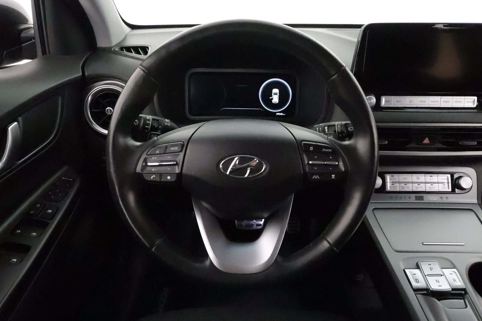 HYUNDAI KONA 2022 Trend 64 kWh **Adapt.vakkari / Lämpöpumppu / Krell / Digimittaristo / P.kamera / KeylessGo** - Merkkihuollettu / Akku kuntotarkastettu! 