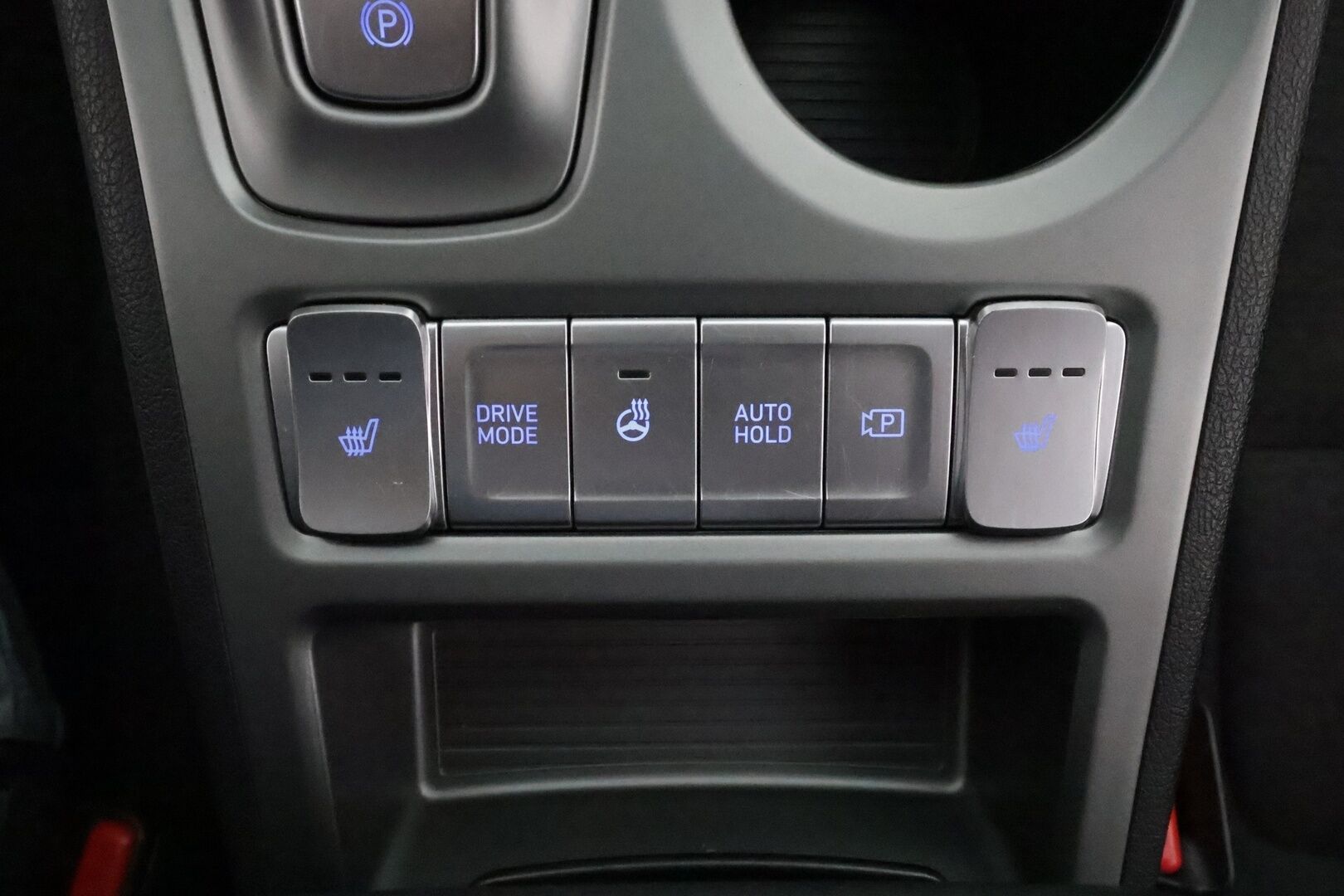 HYUNDAI KONA 2022 Trend 64 kWh **Adapt.vakkari / Lämpöpumppu / Krell / Digimittaristo / P.kamera / KeylessGo** - Merkkihuollettu / Akku kuntotarkastettu! 