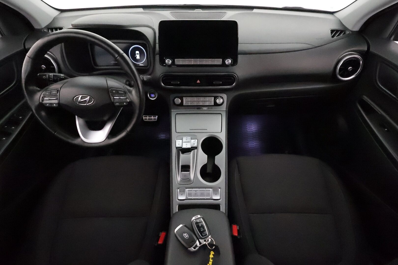 HYUNDAI KONA 2022 Trend 64 kWh **Adapt.vakkari / Lämpöpumppu / Krell / Digimittaristo / P.kamera / KeylessGo** - Merkkihuollettu / Akku kuntotarkastettu! 