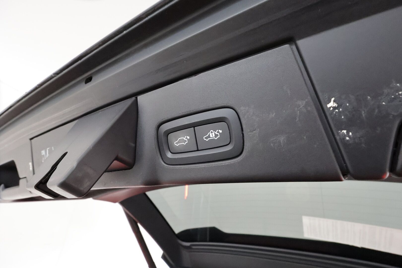 Volvo V90 2023 T6 AWD Long Range Plus Dark *ACC / Full LED / Koukku / Muistipenkit / Digimittaristo / BLIS / KeylessGo* - Merkkihuollettu / SoH testattu / Kahdet renkaat / ALV