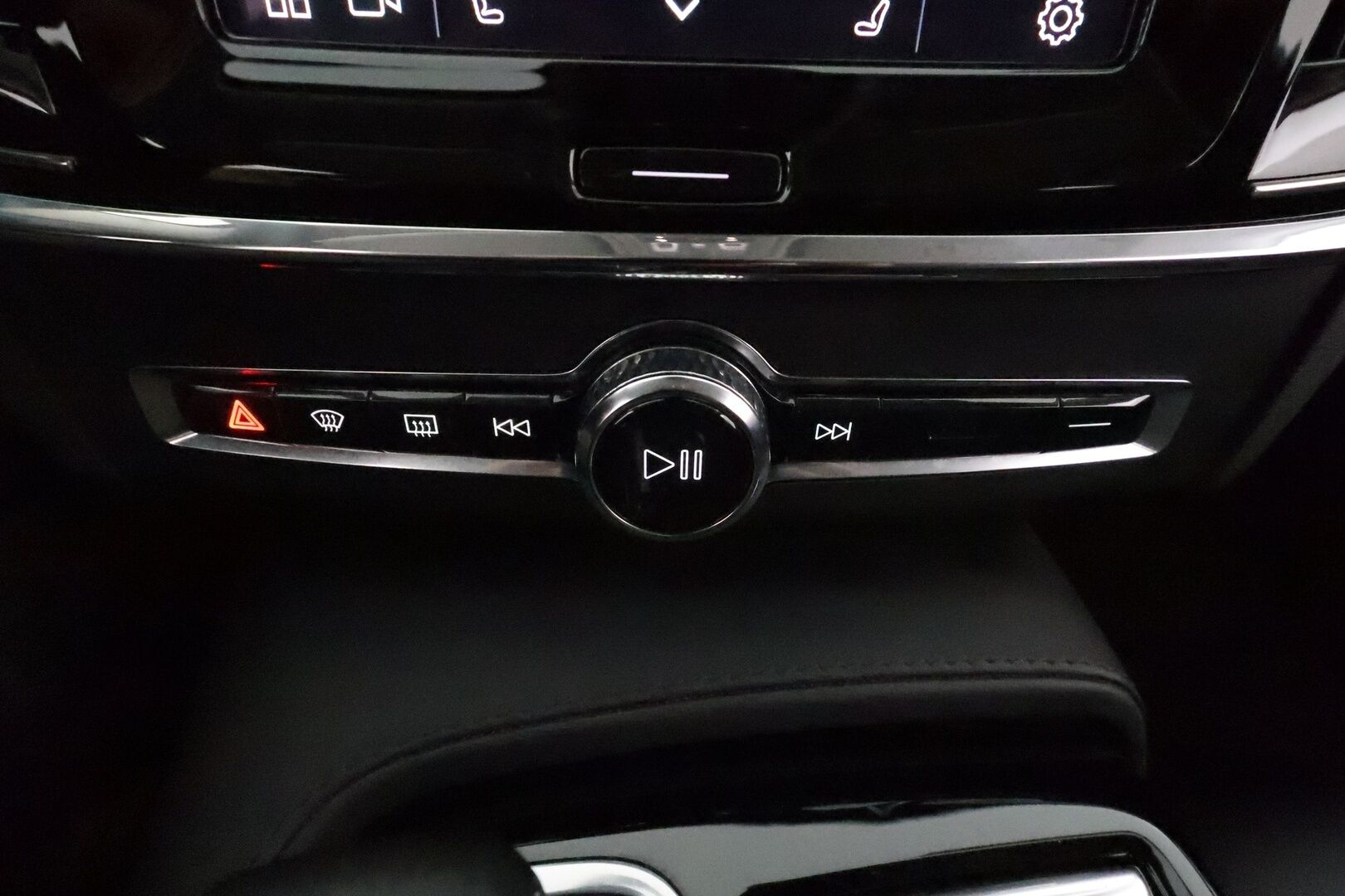 Volvo V90 2023 T6 AWD Long Range Plus Dark *ACC / Full LED / Koukku / Muistipenkit / Digimittaristo / BLIS / KeylessGo* - Merkkihuollettu / SoH testattu / Kahdet renkaat / ALV