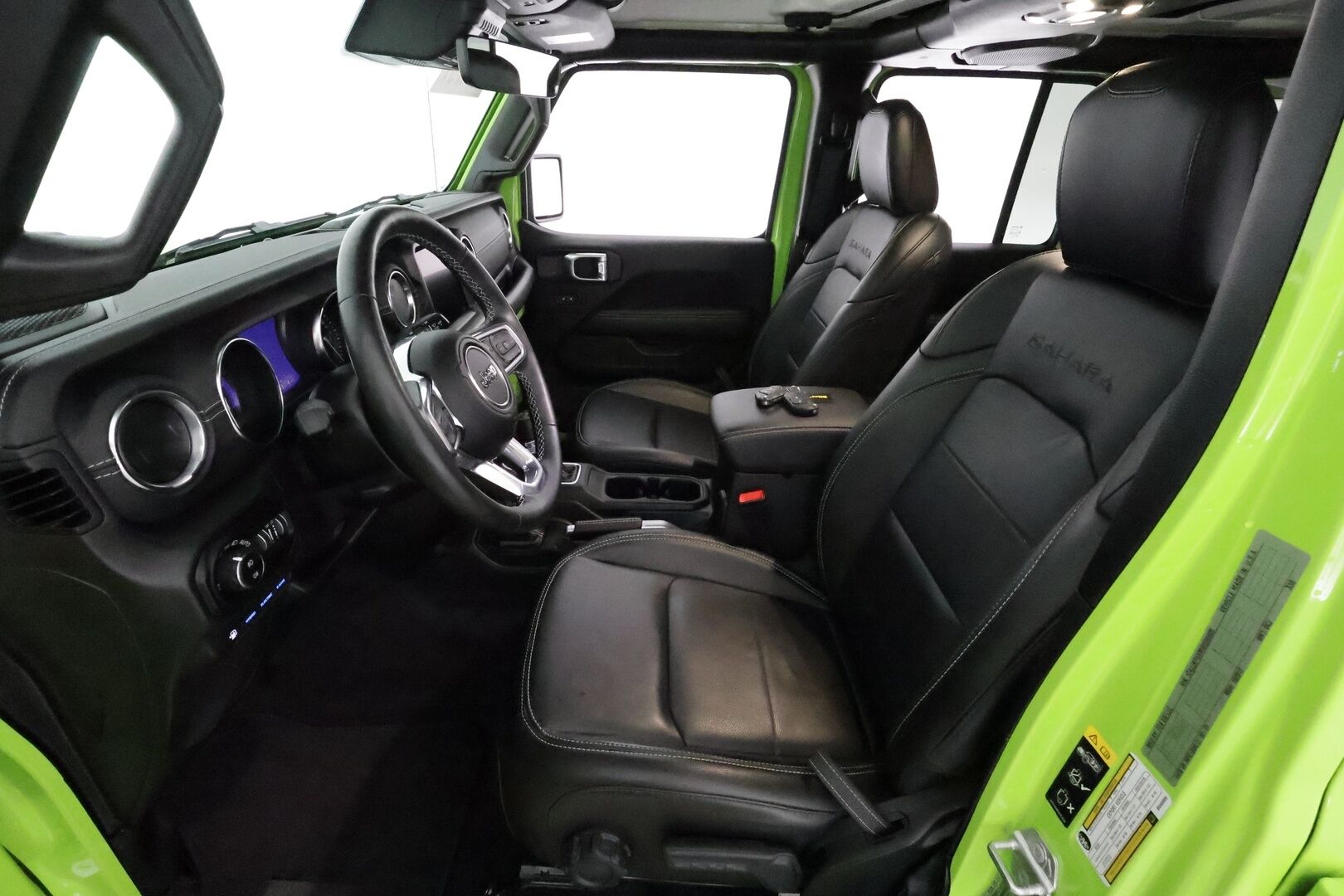 JEEP WRANGLER 2022 2,0 PHEV AT8 4x4 Sahara **Adapt.vakkari / Alpine Audio / Sahara nahkaverhoilu / P.kamerat / Koukku** - 2,99 % KORKOTARJOUS TÄHÄN AUTOON - 