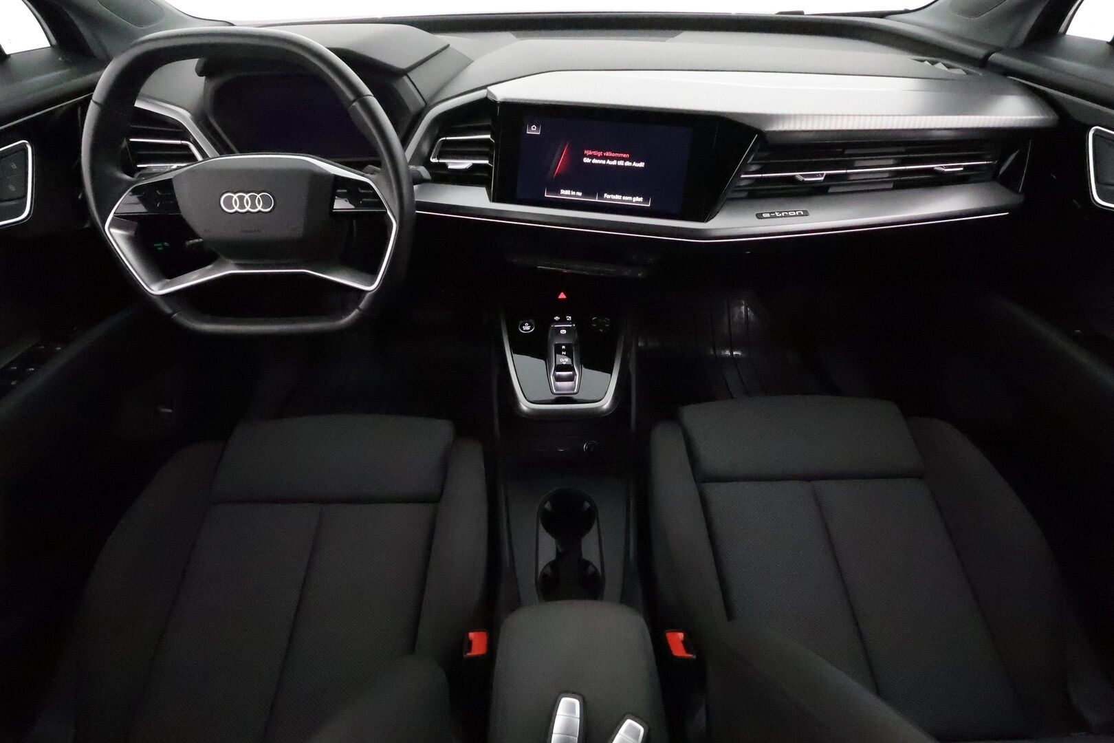 AUDI Q4 E-TRON 2022 50 e-tron quattro **Adapt.vakkari / Lämpöpumppu / Sporttipenkit / P.kamera / KeylessGo / Koukku / Digimittaristo** - 3,99 % KORKOTARJOUS TÄHÄN AUTOON - Akku kuntotarkastettu!