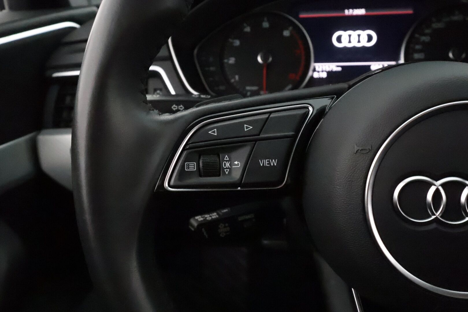 AUDI A4 ALLROAD 2020 Business 45 TFSI 180kW MHEV quattro S tronic **Webasto / Matrix / Adapt.vakkari / Koukku / P.kamera / KeylessGo** - 3,99 % KORKOTARJOUS TÄHÄN AUTOON - Sporttipenkit / Facelift