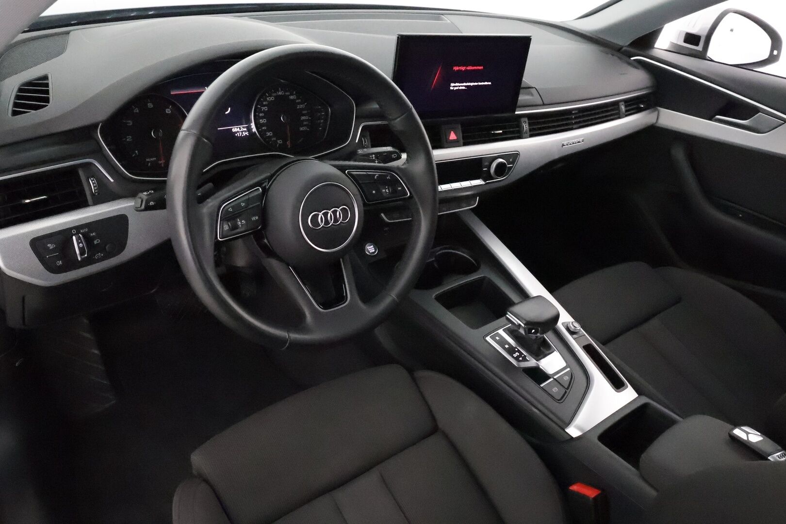 AUDI A4 ALLROAD 2020 Business 45 TFSI 180kW MHEV quattro S tronic **Webasto / Matrix / Adapt.vakkari / Koukku / P.kamera / KeylessGo** - 3,99 % KORKOTARJOUS TÄHÄN AUTOON - Sporttipenkit / Facelift