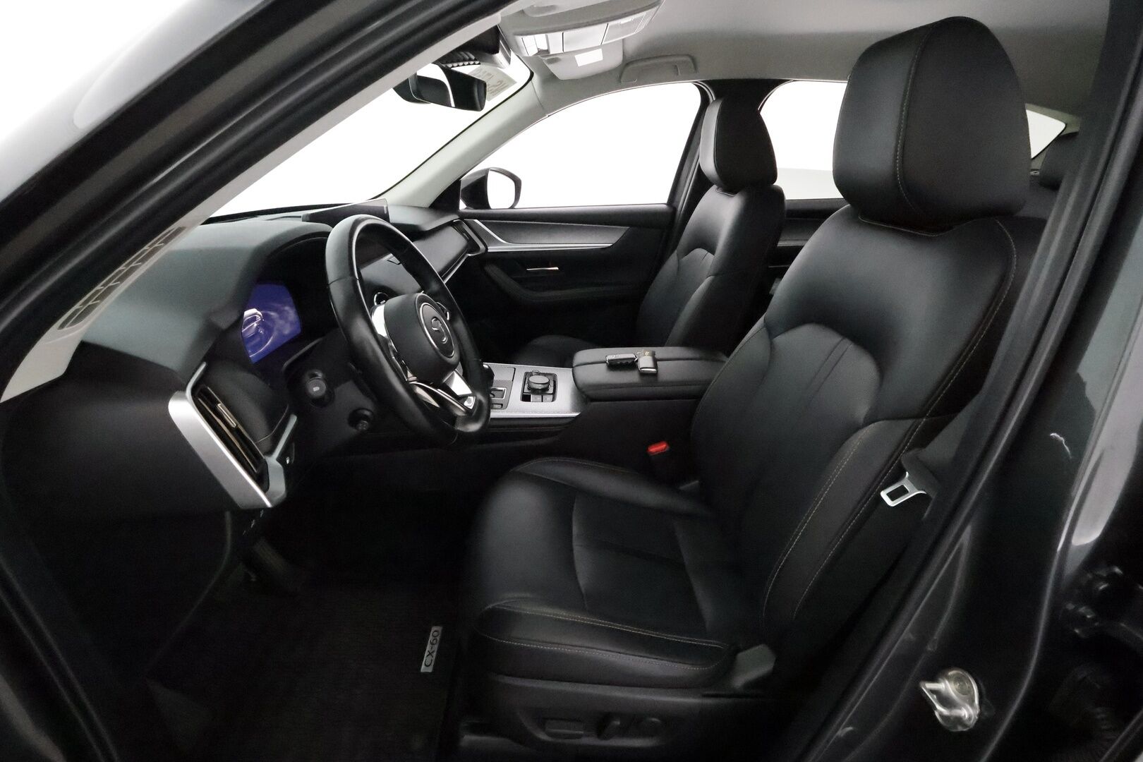 MAZDA CX-60 2023 2.5 PHEV 8AT AWD Homura **HUD / Bose / 360.kamera / Ilmastoidut nahat / Digimittaristo / Adapt.vakkari / LED** - 3,99 % KORKOTARJOUS TÄHÄN AUTOON - Merkkihuollettu / Muistipenkki / Sähköluukku