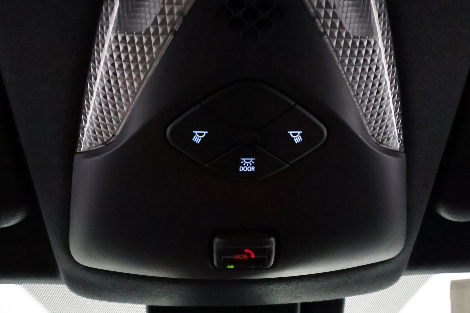 TOYOTA C-HR 2021 1.8 Hybrid X-Edition **Adapt.vakkari / JBL / LED / P.kamera / KeylessGo / Ratinlämmitin** - Kahdet renkaat aluvanteilla