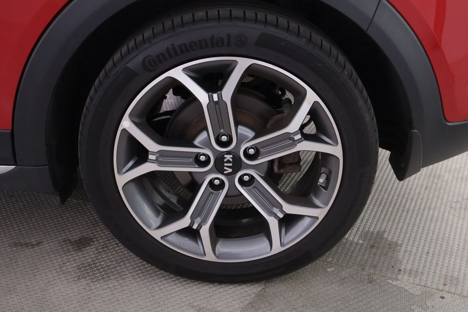 KIA XCEED 2020 1,6 GDI Plug-In Hybrid Business Premium DCT **Adapt.vakkari / P.kamera / Digimittaristo / KeylessGo / Puolinahat** - Merkkihuollettu / Kahdet renkaat aluvanteilla