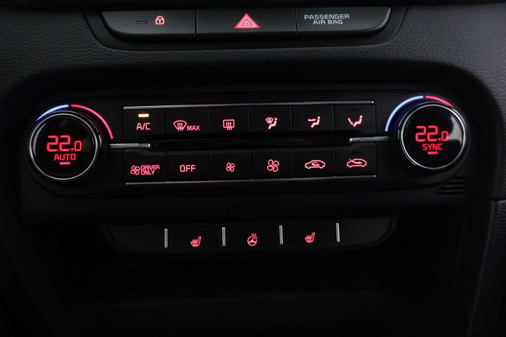 KIA XCEED 2020 1,6 GDI Plug-In Hybrid Business Premium DCT **Adapt.vakkari / P.kamera / Digimittaristo / KeylessGo / Puolinahat** - Merkkihuollettu / Kahdet renkaat aluvanteilla