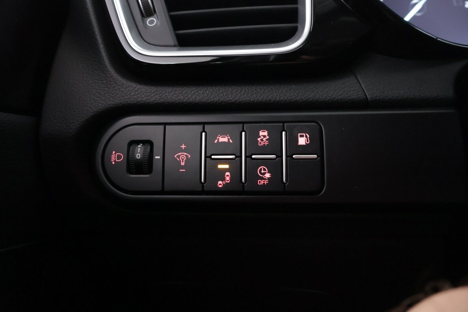 KIA XCEED 2020 1,6 GDI Plug-In Hybrid Business Premium DCT **Adapt.vakkari / P.kamera / Digimittaristo / KeylessGo / Puolinahat** - Merkkihuollettu / Kahdet renkaat aluvanteilla
