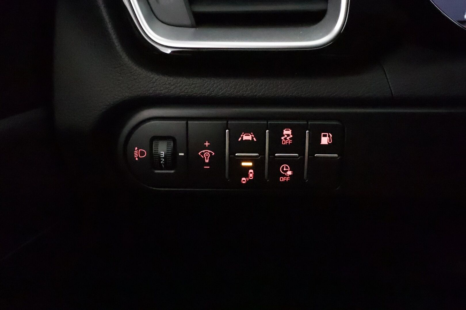 KIA XCEED 2020 1,6 GDI Plug-In Hybrid Business Premium DCT **Adapt.vakkari / P.kamera / Digimittaristo / KeylessGo / Puolinahat** - Merkkihuollettu / Kahdet renkaat aluvanteilla