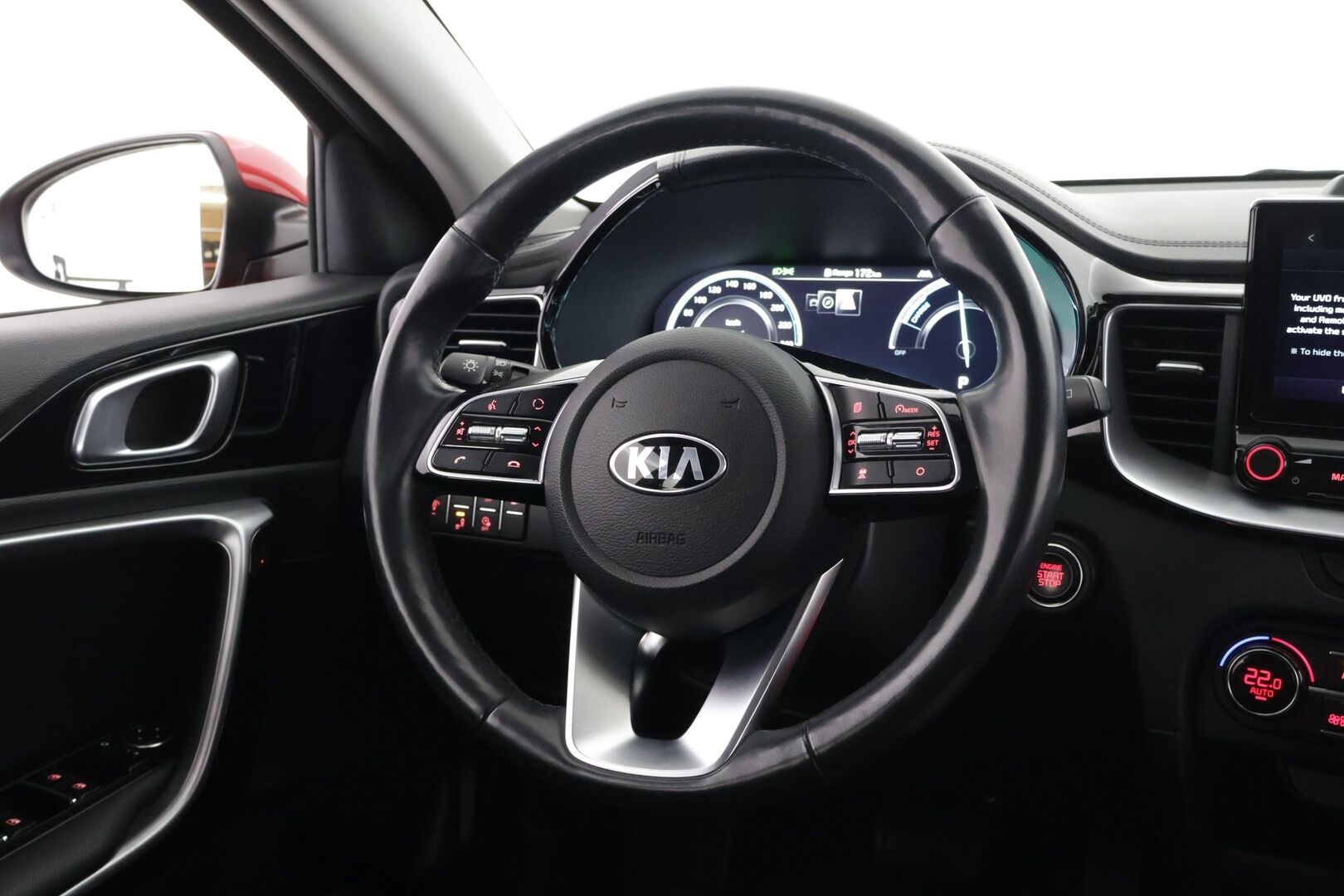 KIA XCEED 2020 1,6 GDI Plug-In Hybrid Business Premium DCT **Adapt.vakkari / P.kamera / Digimittaristo / KeylessGo / Puolinahat** - Merkkihuollettu / Kahdet renkaat aluvanteilla