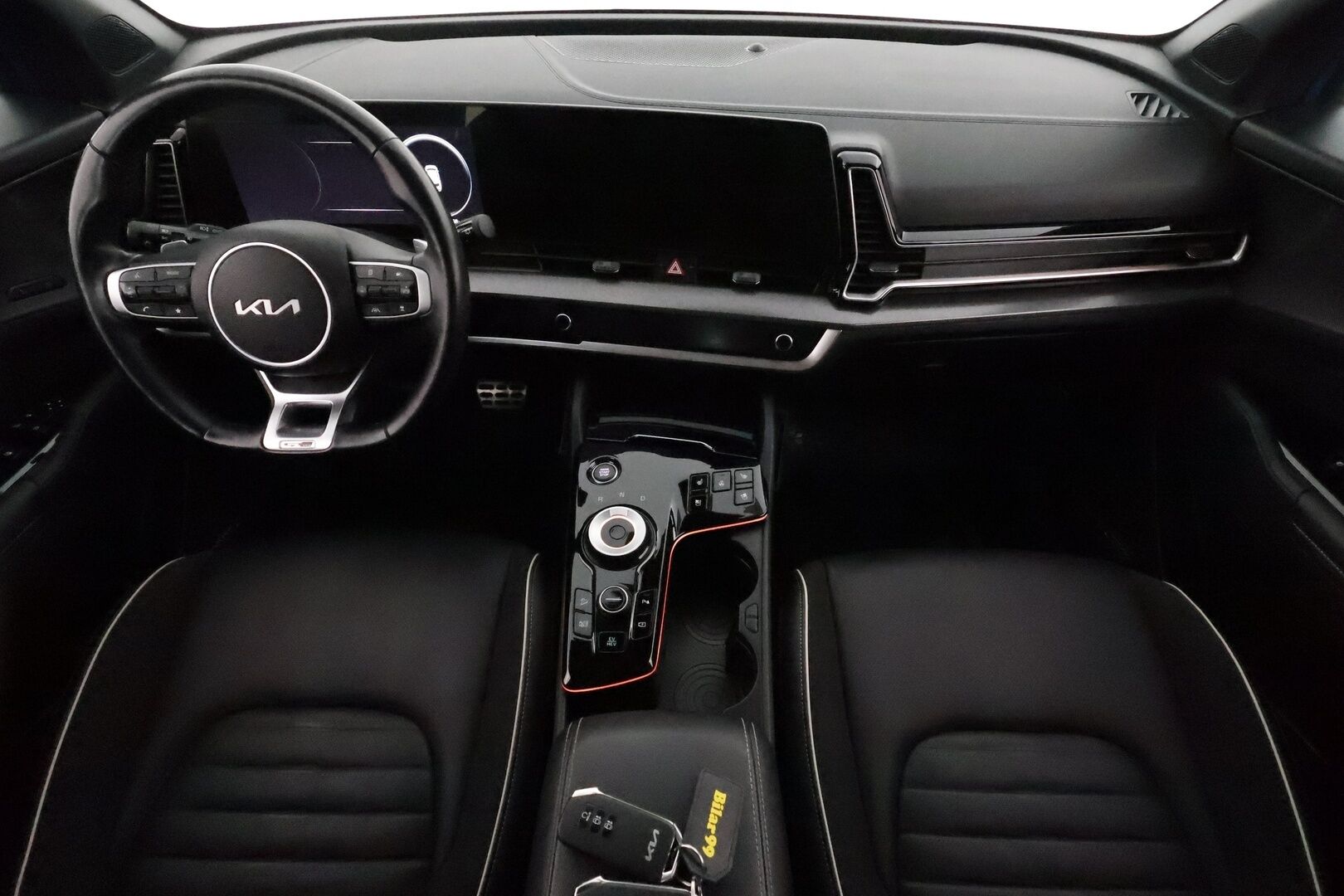 KIA SPORTAGE 2023 1,6 T-GDI AWD Plug-in Hybrid GT-Line AT 265hv **Adapt.vakkari / H&K / Muistipenkki / Ilmastoidut istuimet / KeylessGo / 360°** - 3,99 % KORKOTARJOUS TÄHÄN AUTOON - Kahdet renkaat aluvanteilla / Merkkihuollettu