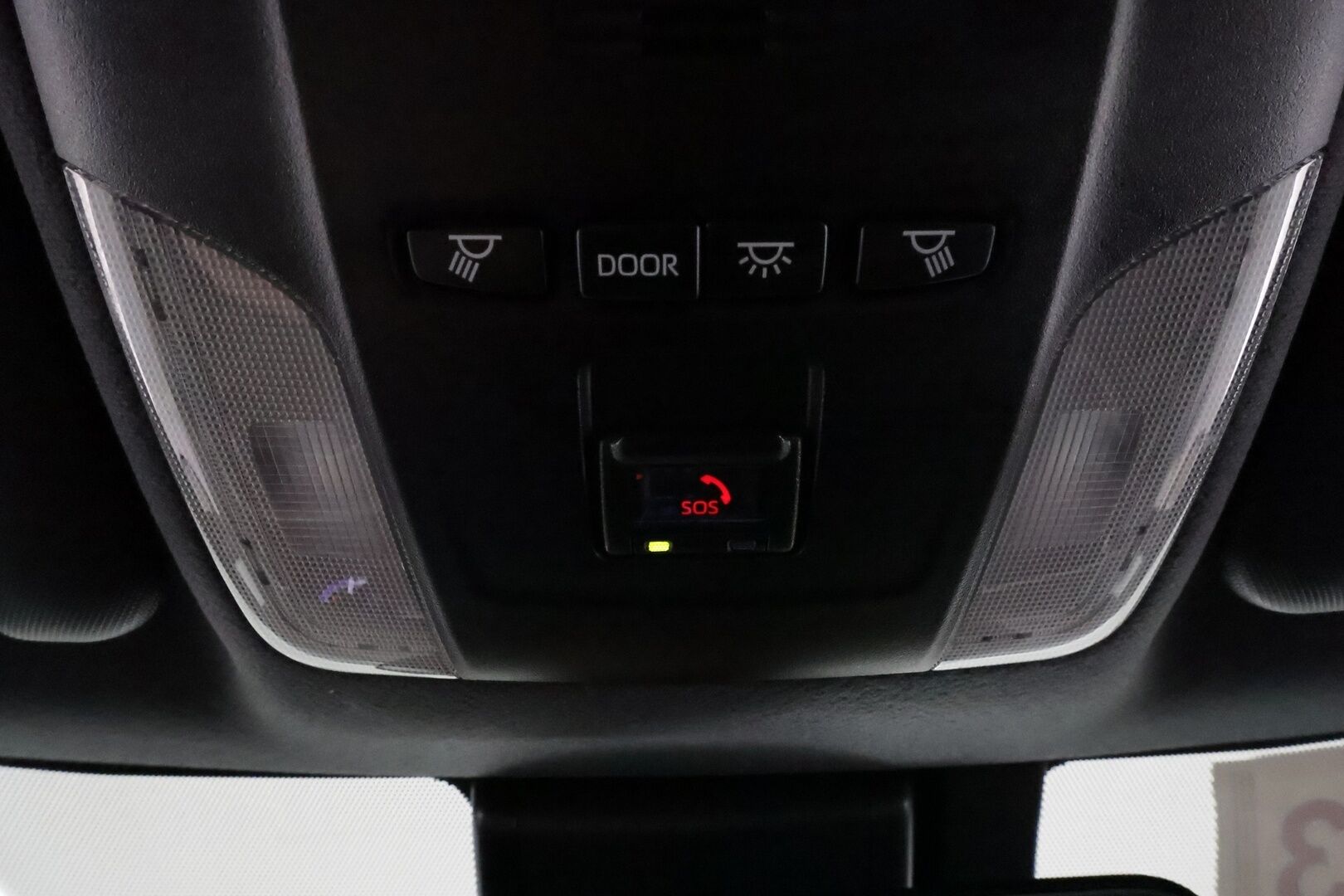 TOYOTA COROLLA 2022 Touring Sports 1,8 Hybrid GR Sport **Adapt.vakkari / P.kamera / Digimittaristo / Sporttipenkit / Ratinlämmitin / Navi** - Merkkihuollettu / Kahdet renkaat aluvanteilla / Kattotelineet / Puolinahat