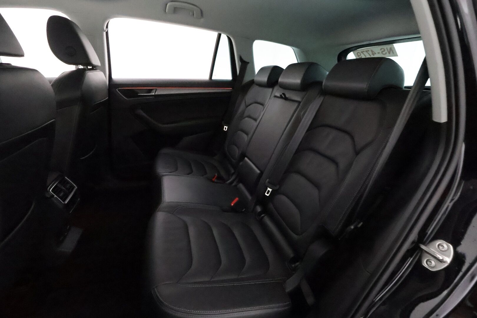 SKODA KODIAQ 2022 2.0 TDI 200 4x4 Style DSG Autom. - 3,99 % KORKOTARJOUS TÄHÄN AUTOON 31.8. ASTI! - Webasto / Adapt.Vakkari / Matrix LED / Vetokoukku / Peruutuskamera / Canton Premium Sound / Keyless / ALV / Supervarusteet!