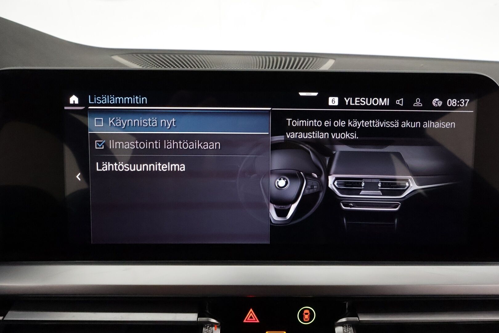 BMW 330E 2022 G21 Xdrive Steptronic M-Sport **LED-valot / HiFi / P.kamera / Sporttipenkit / Navi / Kaistavahti / Digimittaristo** - 3,99 % KORKOTARJOUS TÄHÄN AUTOON - 2x Latauskaapelit / Kahdet Renkaat