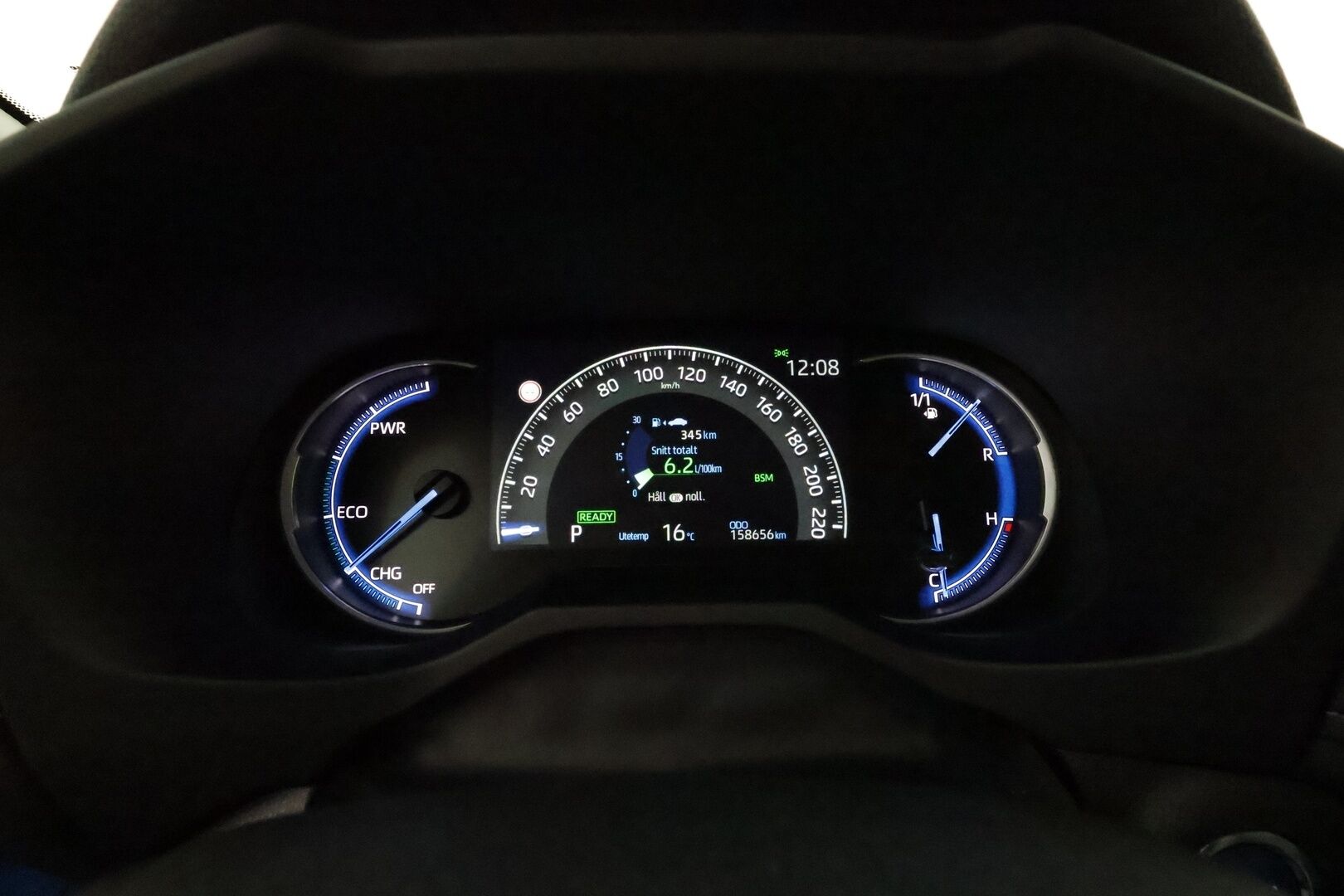 TOYOTA RAV4 2021 Hybrid 2,5 AWD-i Premium **Adapt.vakkari / Muistipenkki / P.kamera / LED / KeylessGo / Ratinlämmitin / Nahat / Koukku** - 3,99 % KORKOTARJOUS TÄHÄN AUTOON - Kahdet renkaat aluvanteilla / Merkkihuollettu