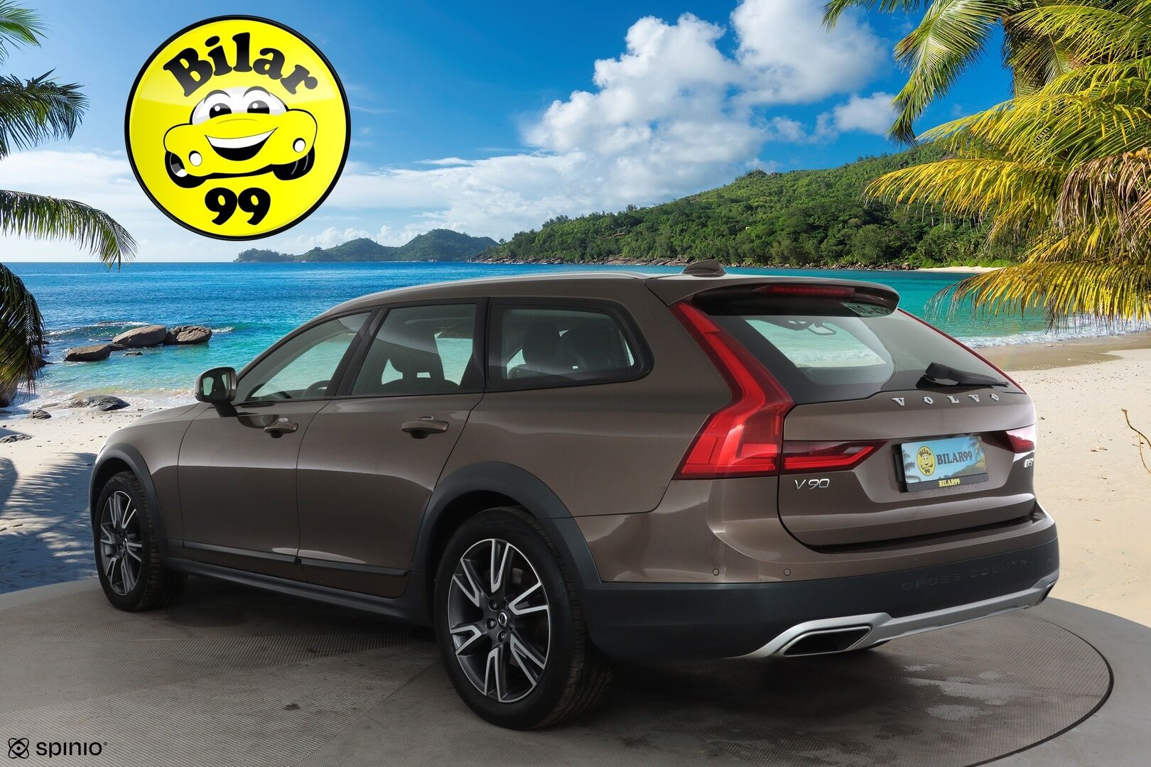 Volvo V90 CROSS COUNTRY 2017 D5 AWD Inscription Pro **Panorama / HUD / Adapt.vakkari / Koukku / Muistipenkki / Sporttinahat / P.kamera / KeylessGo** - 3,99 % KORKOTARJOUS TÄHÄN AUTOON - Webasto / Merkkihuollettu / Kahdet renkaat aluvanteilla / Digimittaristo / Park-in ja Park-out toiminto / Full LED
