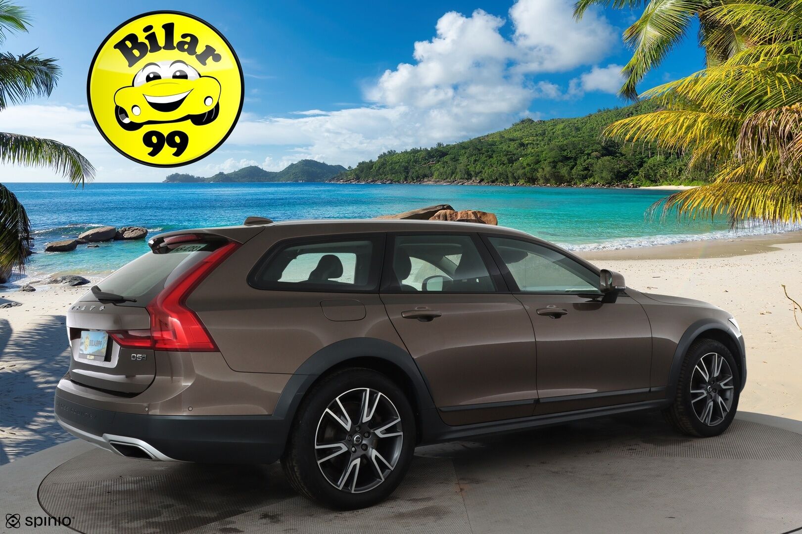Volvo V90 CROSS COUNTRY 2017 D5 AWD Inscription Pro **Panorama / HUD / Adapt.vakkari / Koukku / Muistipenkki / Sporttinahat / P.kamera / KeylessGo** - 3,99 % KORKOTARJOUS TÄHÄN AUTOON - Webasto / Merkkihuollettu / Kahdet renkaat aluvanteilla / Digimittaristo / Park-in ja Park-out toiminto / Full LED