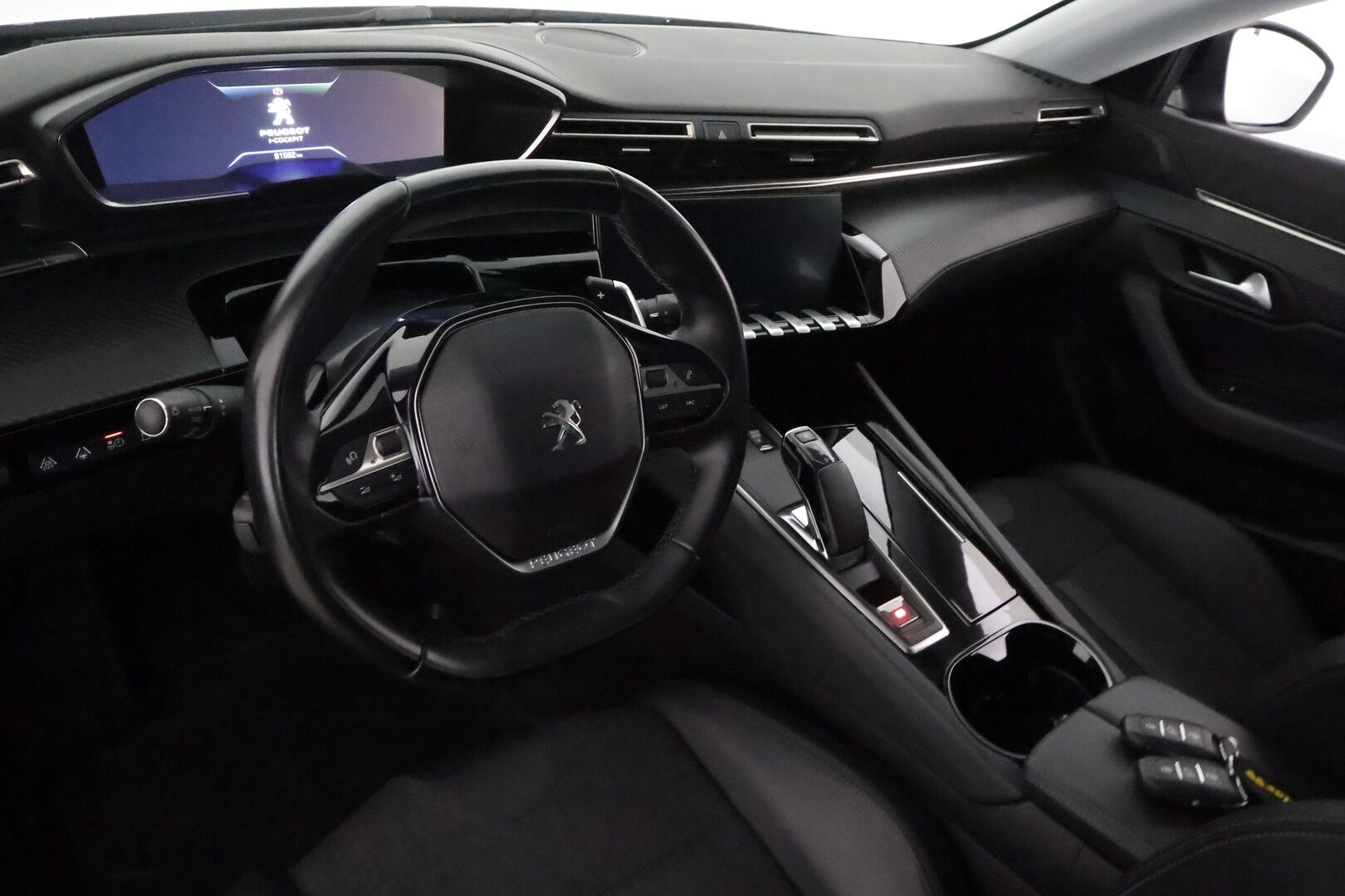 PEUGEOT 508 2020 SW Allure Hybrid 225 EAT8-automaatti **Adapt.Vakkari / Koukku / P.Kamera / Navi / Kaistavahti / Apple&Android**