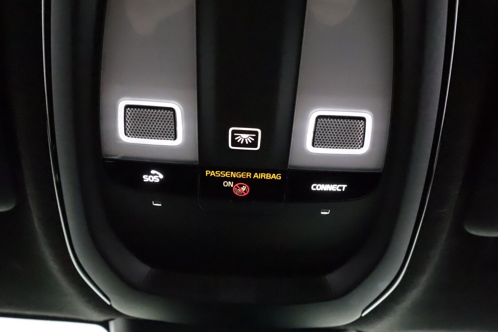 POLESTAR 2 2022 Long Range Dual Motor **Lämpöpumppu / Adapt.vakkari / H&K / Pilot&Plus / Muistipenkki / Pixel LED / Lasikatto / Koukku** - Kahdet renkaat aluvanteilla / Merkkihuollettu