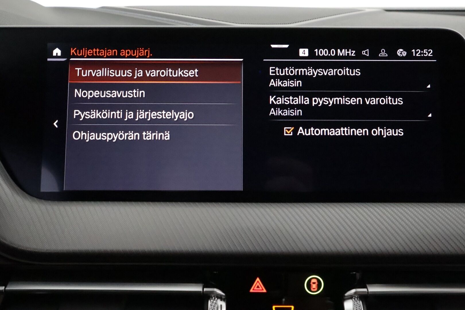 BMW 118 2020 F40 Hatchback 118i A Business M-Sport **LED-valot / Sporttipenkit / HiFi / P.Tutkat / Navi / Kaistavahti** - Digimittaristo / CarPlay / 2x vanteet