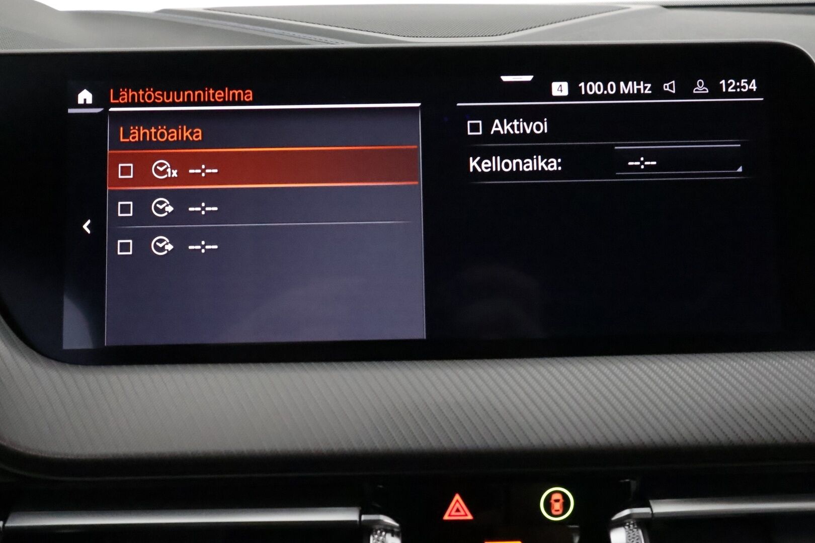 BMW 118 2020 F40 Hatchback 118i A Business M-Sport **LED-valot / Sporttipenkit / HiFi / P.Tutkat / Navi / Kaistavahti** - Digimittaristo / CarPlay / 2x vanteet