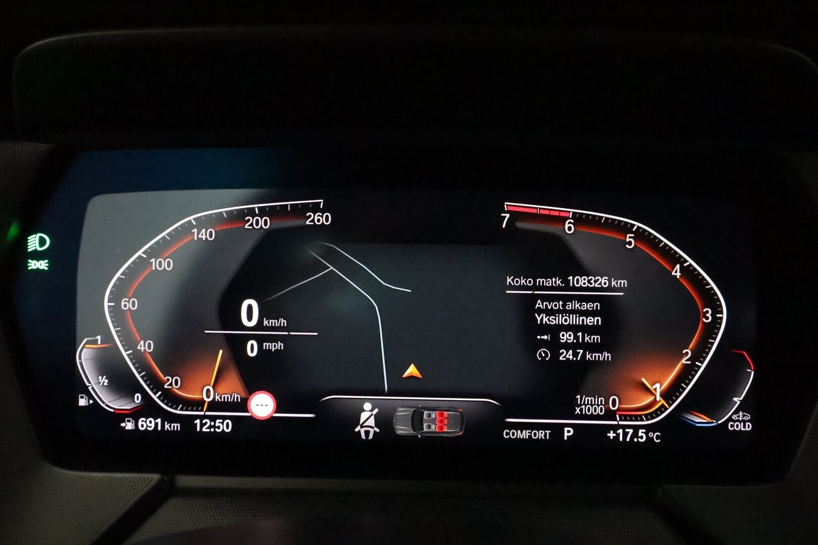 BMW 118 2020 F40 Hatchback 118i A Business M-Sport **LED-valot / Sporttipenkit / HiFi / P.Tutkat / Navi / Kaistavahti** - Digimittaristo / CarPlay / 2x vanteet