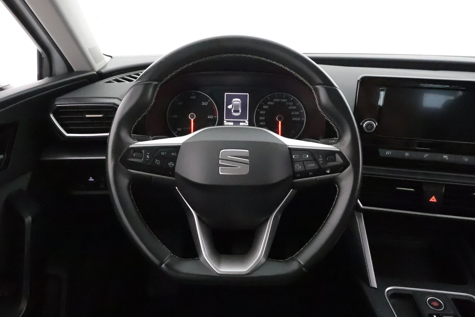 SEAT LEON SPORTSTOURER 2022 2.0TDI 4Drive DSG 150hv **LED-valot / P.kamera / Sisätilanlämmitin / Kaistavahti / Apple&Android**