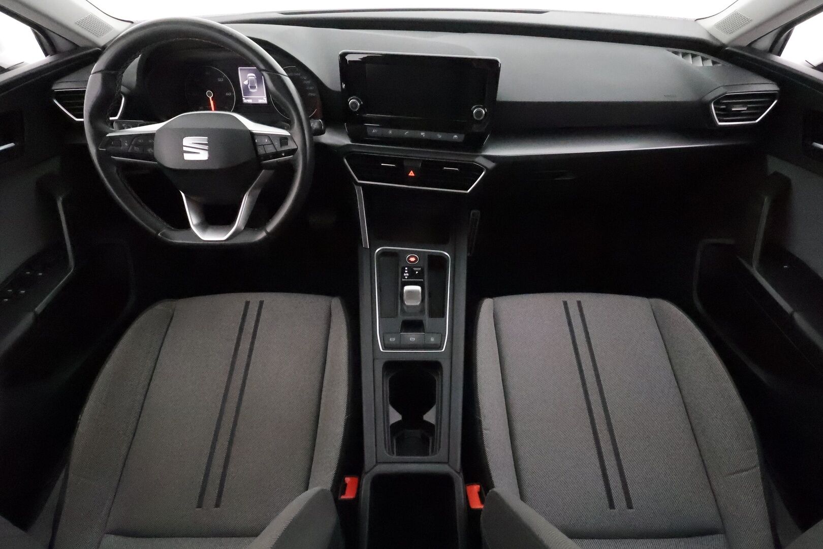 SEAT LEON SPORTSTOURER 2022 2.0TDI 4Drive DSG 150hv **LED-valot / P.kamera / Sisätilanlämmitin / Kaistavahti / Apple&Android**