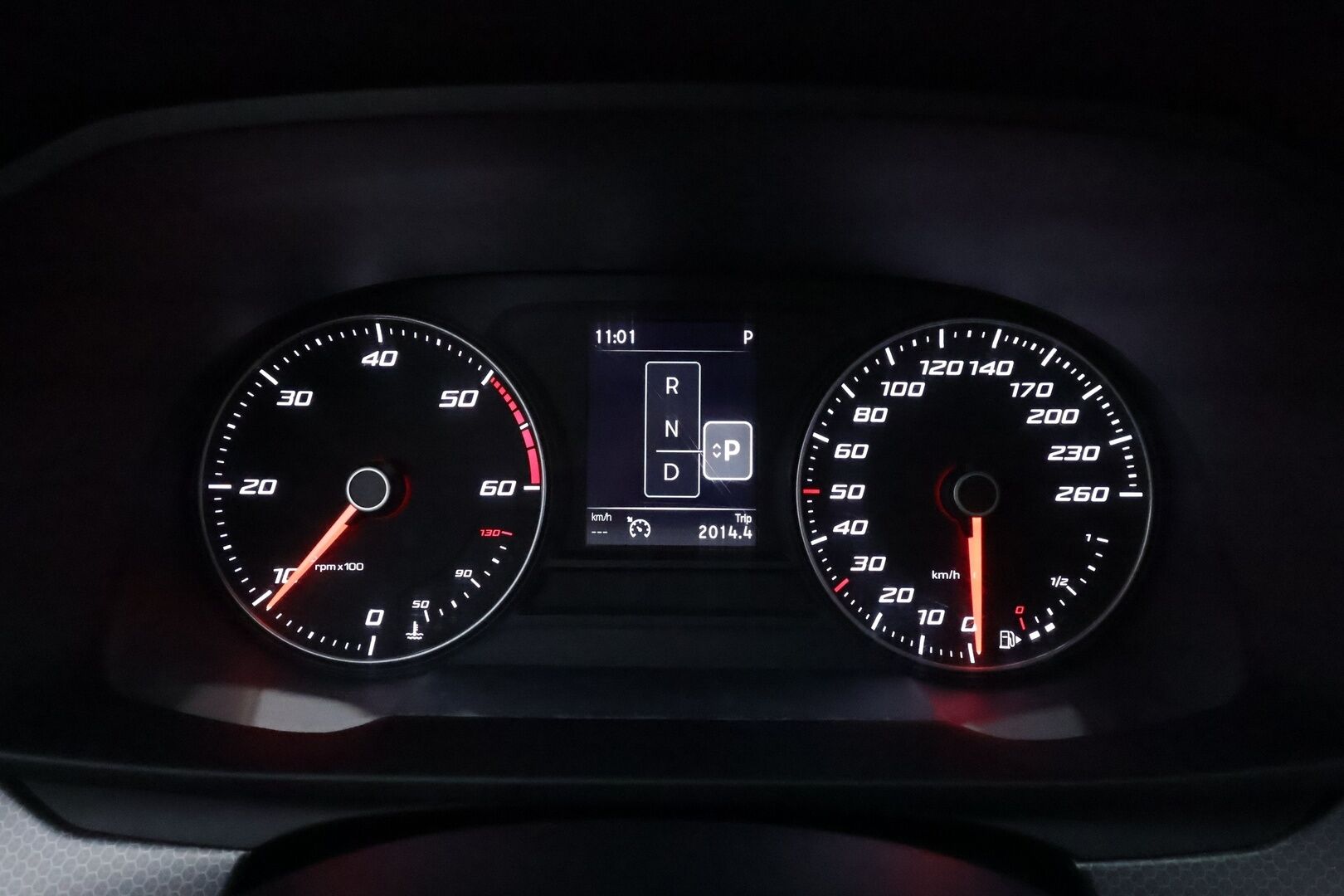 SEAT LEON SPORTSTOURER 2022 2.0TDI 4Drive DSG 150hv **LED-valot / P.kamera / Sisätilanlämmitin / Kaistavahti / Apple&Android**