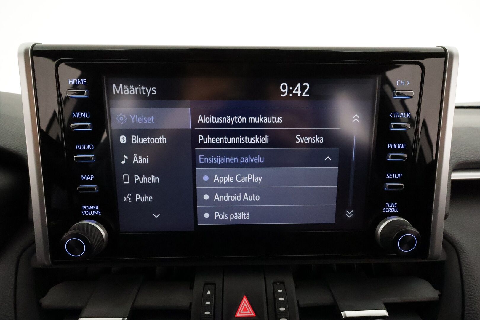 TOYOTA RAV4 PLUG-IN 2021 Hybrid 2,5 AWD-i Style *Acc / Sähköpenkki / Koukku / Kamera / Keyless / Sähköluukku / Puolinahat* - 3,99 % KORKOTARJOUS TÄHÄN AUTOON 31.8. ASTI! - Kahdet renkaat alumiinivanteilla / Alv-vähennyskelpoinen / Molemmat laturit