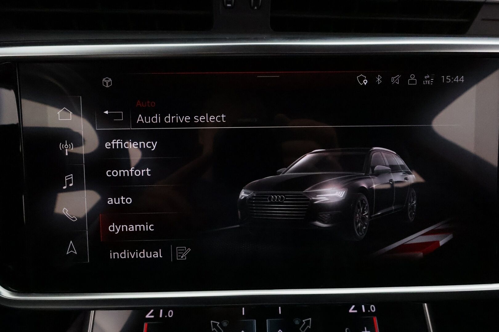 AUDI A6 2021 Avant 55 TFSI e quattro S-tronic Electrified S Line **Koukku / Adapt.Vakkari / Matrix-LED / P.Tutkat / Sporttipenkit** - 3,99 % KORKOTARJOUS TÄHÄN AUTOON - Merkkihuollettu