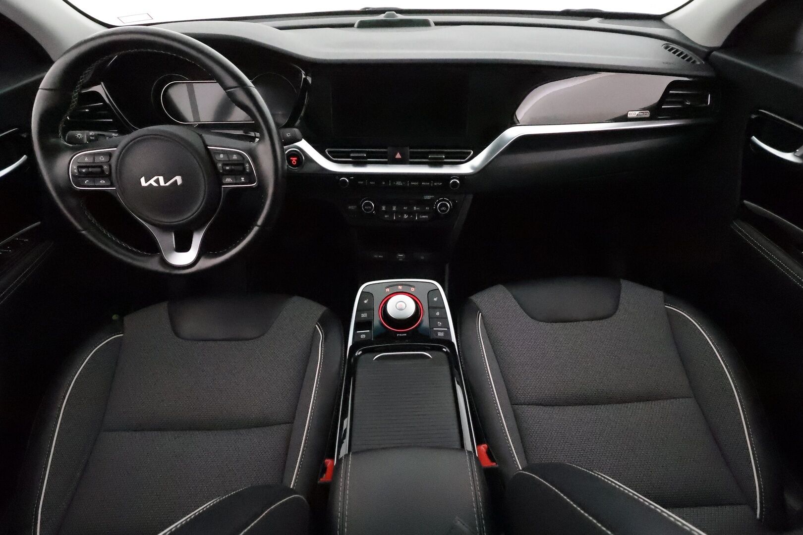 KIA NIRO 2022 Vision 39 kWh  **Adapt.vakkari / Digimittaristo / P.kamera / Puolinahat / KeylessGo / Navi** - Akku kuntotarkastettu / Merkkihuollettu
