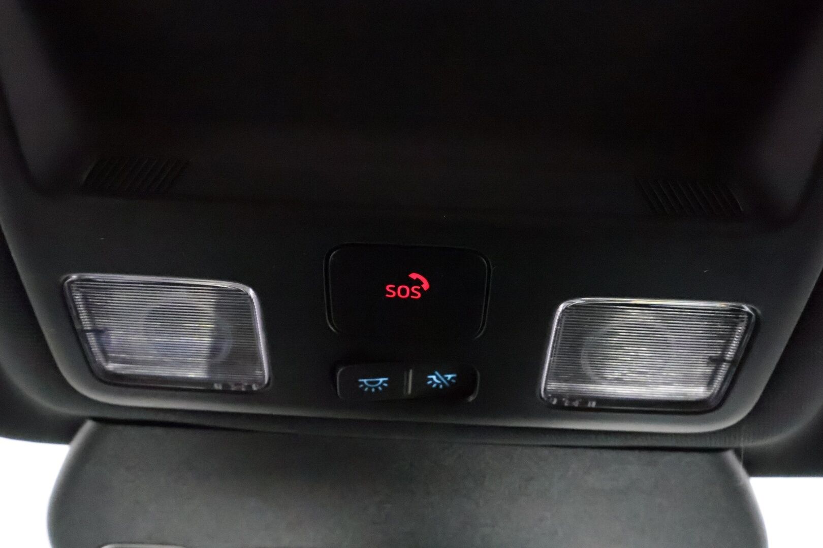 FORD KUGA 2021 2.5 PLug-in hybrid ST-Line X * Adapt.vakkari / P.kamera / Koukku / LED / Navi / KeylessGo * - Nahka-Alcantara / Sähköpenkki