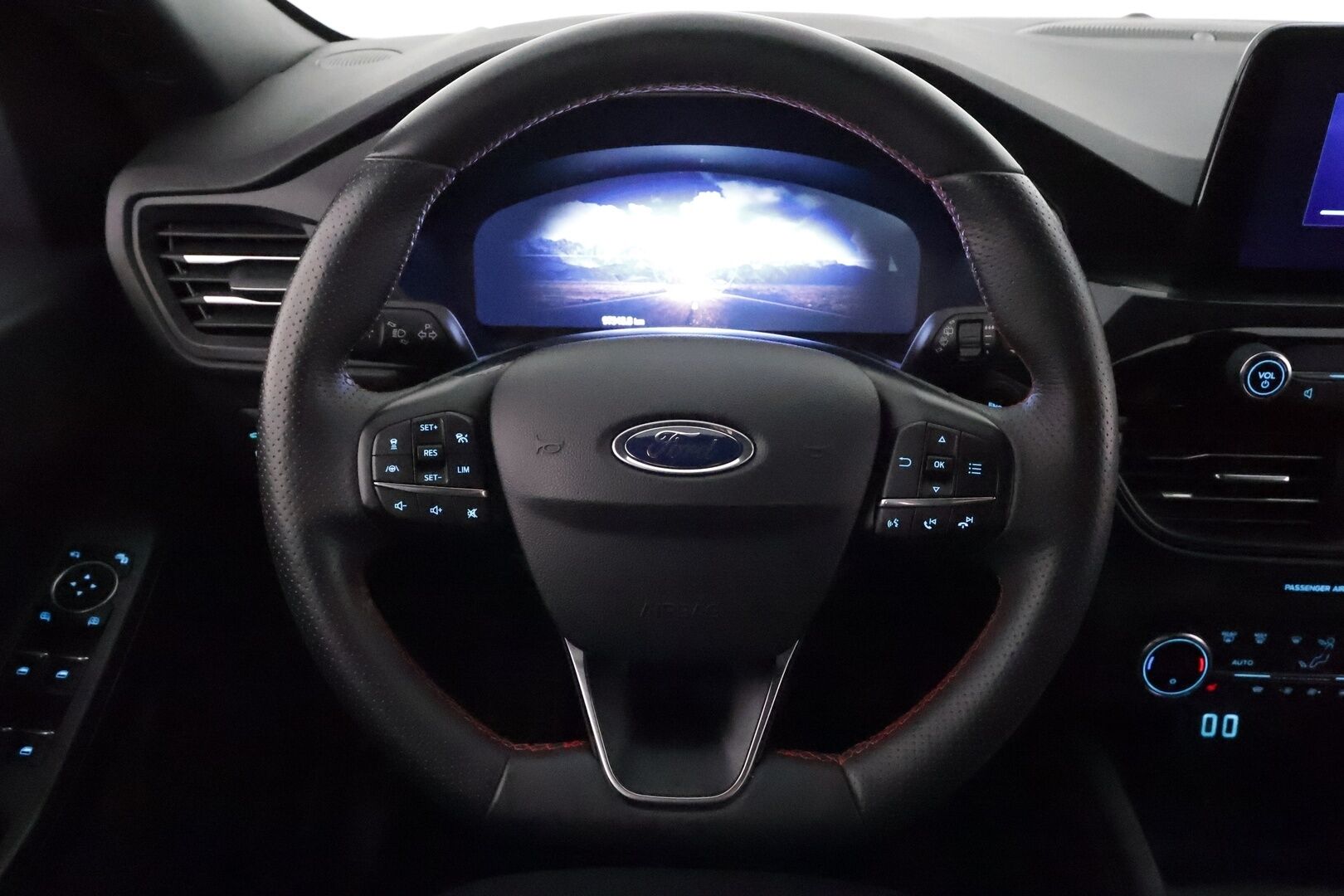 FORD KUGA 2021 2.5 PLug-in hybrid ST-Line X * Adapt.vakkari / P.kamera / Koukku / LED / Navi / KeylessGo * - Nahka-Alcantara / Sähköpenkki