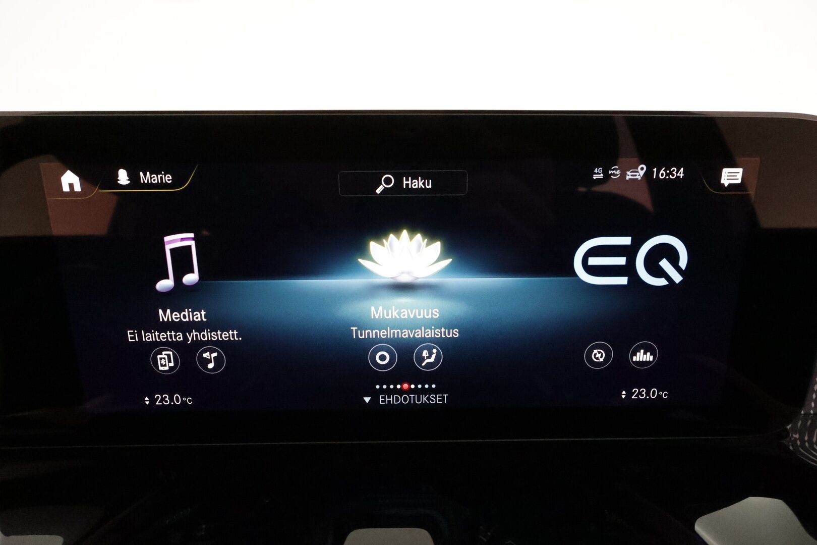 MERCEDES-BENZ EQB 2023 300 4Matic 7-Paik **Widescreen / Adapt.Vakkari / LED-High Performance / P.Kamera / Navi / Kaistavahti / KeylessGO** - 3,99 % KORKOTARJOUS TÄHÄN AUTOON - Akku kuntotarkastettu / 2x Latauskaapelit / Kahdet Renkaat / HARVINAINEN VÄRI!