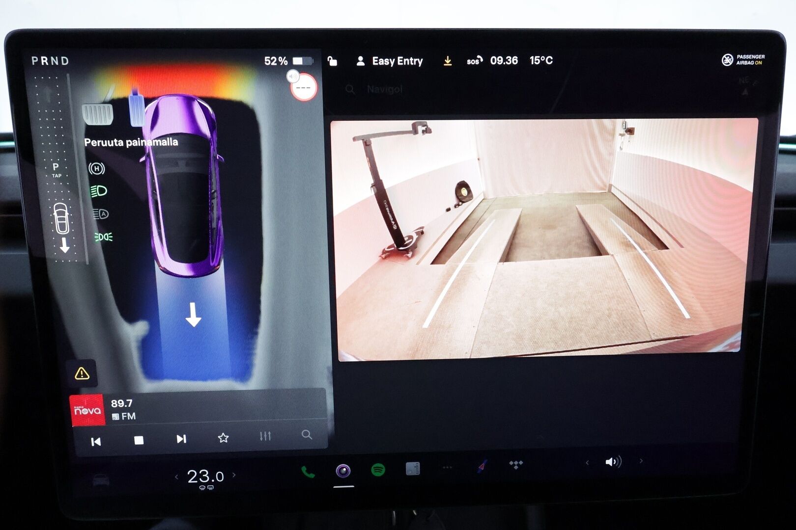 TESLA MODEL 3 2024 Long Range AWD **Lämpöpumppu / Koukku / Adapt.Vakkari / Matrix-LED / P.kamera / Ilmastoitu Muistipenkki / Lasikatto** - 3,99 % KORKOTARJOUS TÄHÄN AUTOON - Kahdet Renkaat